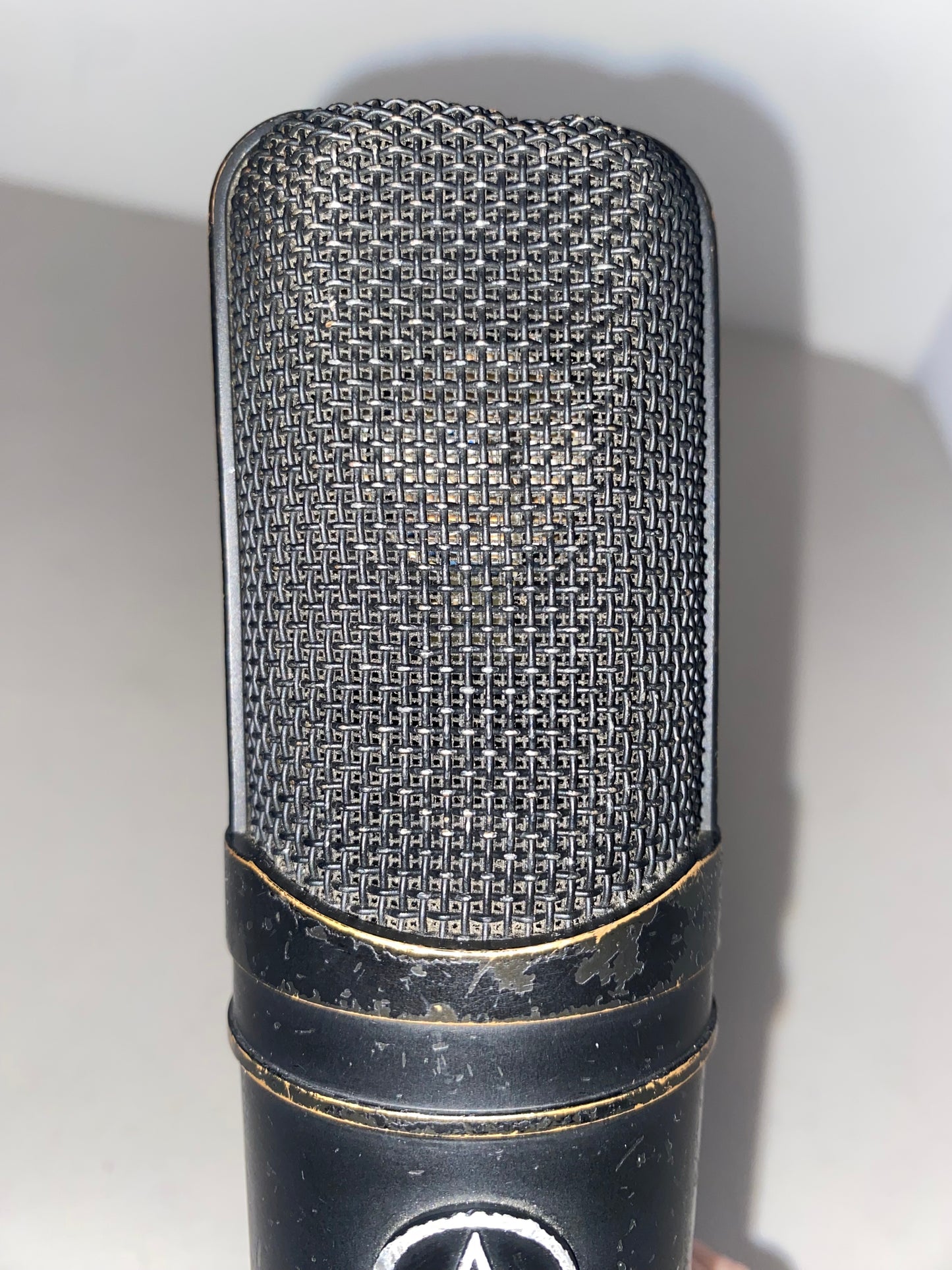 Audio-Technica AT4050 Cardioid Condenser Mic, AT8471 Isolation Microphone Clamp, Audio-Technica AT4050, AT4050 Mic, We Sell Professional Audio Equipment. Audio Systems, Amplifiers, Consoles, Mixers, Electronics, Entertainment, Live Sound.