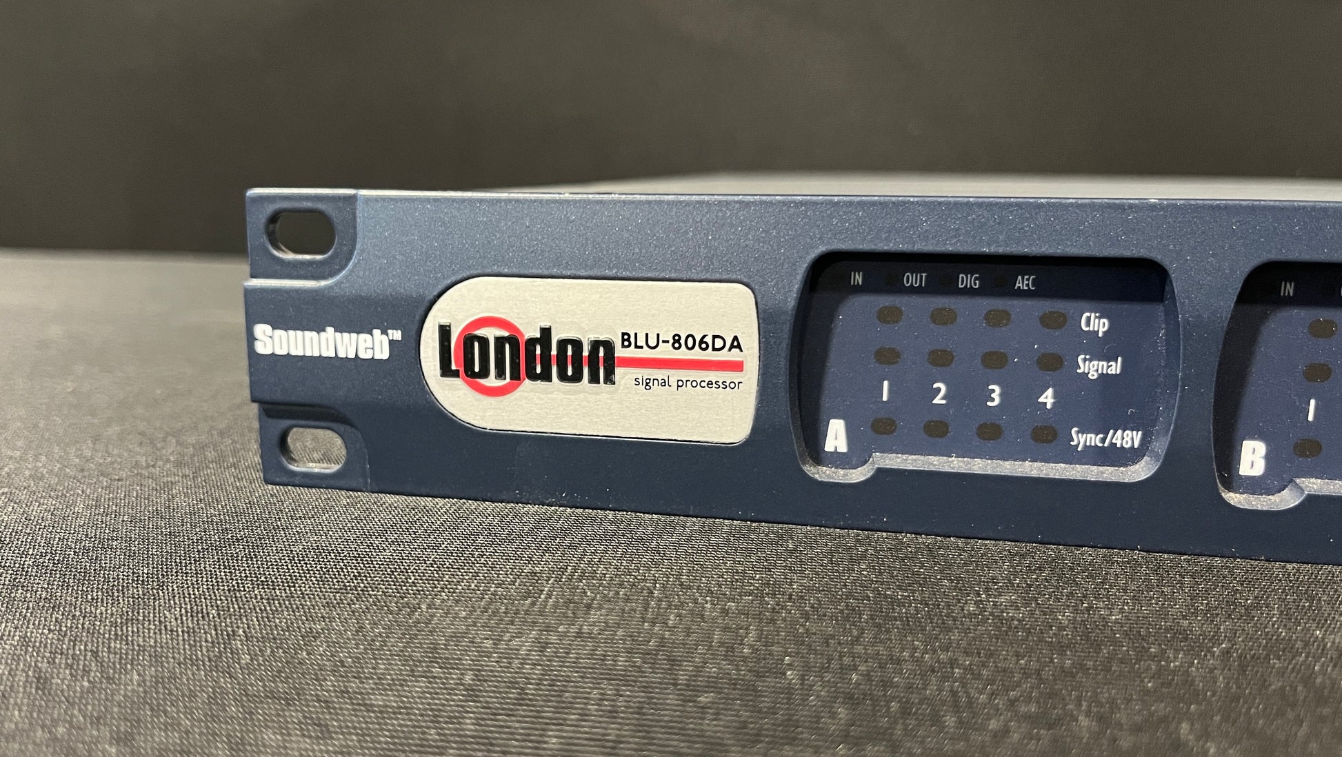 BSS London BLU 806DA Signal Processor, BSS London Blu, BSS 806DA, London Blue 806DA, BSS Signal Processor, BSS 806. We Sell Professional Audio Equipment. Audio Systems, Amplifiers, Consoles, Mixers, Electronics, Entertainment, Live Sound.