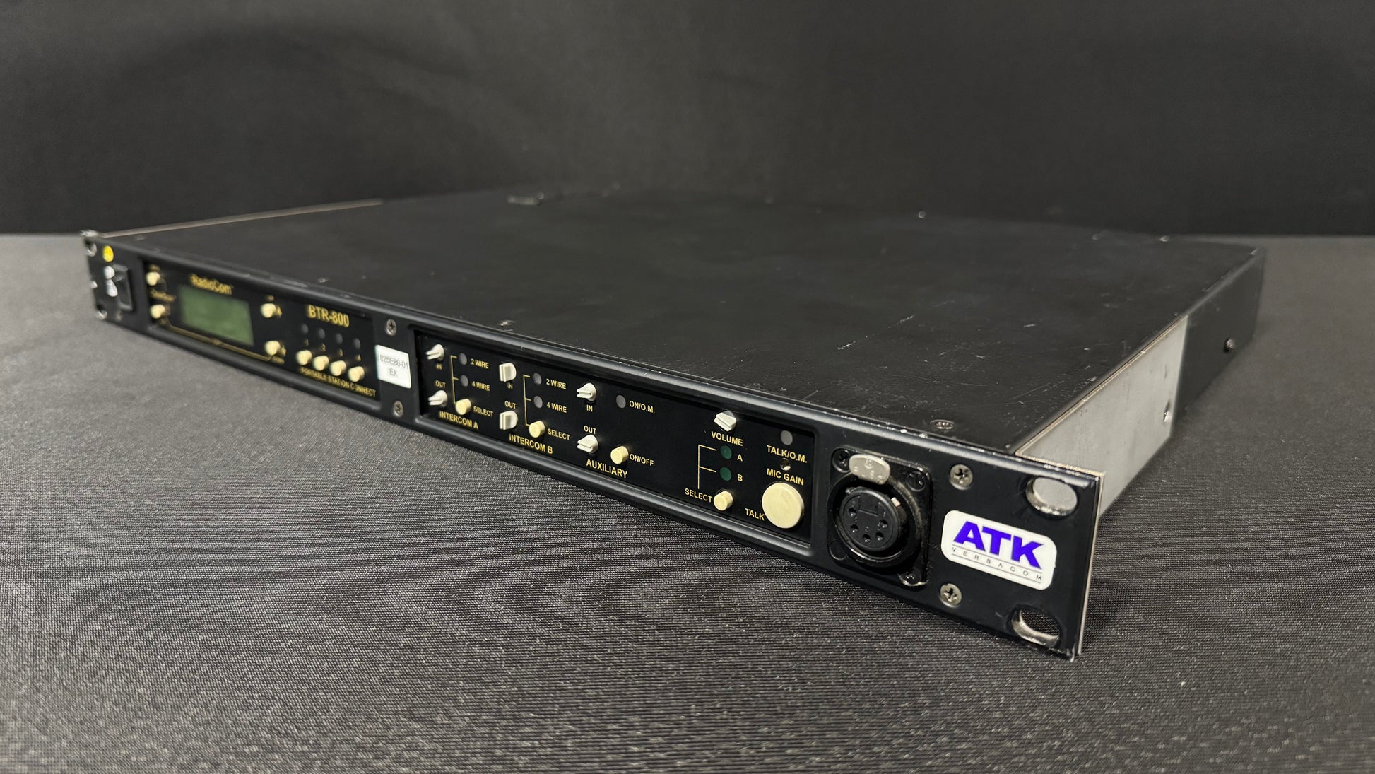 Telex Radiocom BTR-800 Portable Station Connect, Telex BTR-800, Telex Base Station, Telex Portable Station Connect, BTR-800. We Sell Professional Audio Equipment. Audio Systems, Amplifiers, Consoles, Mixers, Electronics, Entertainment, Live Sound.
