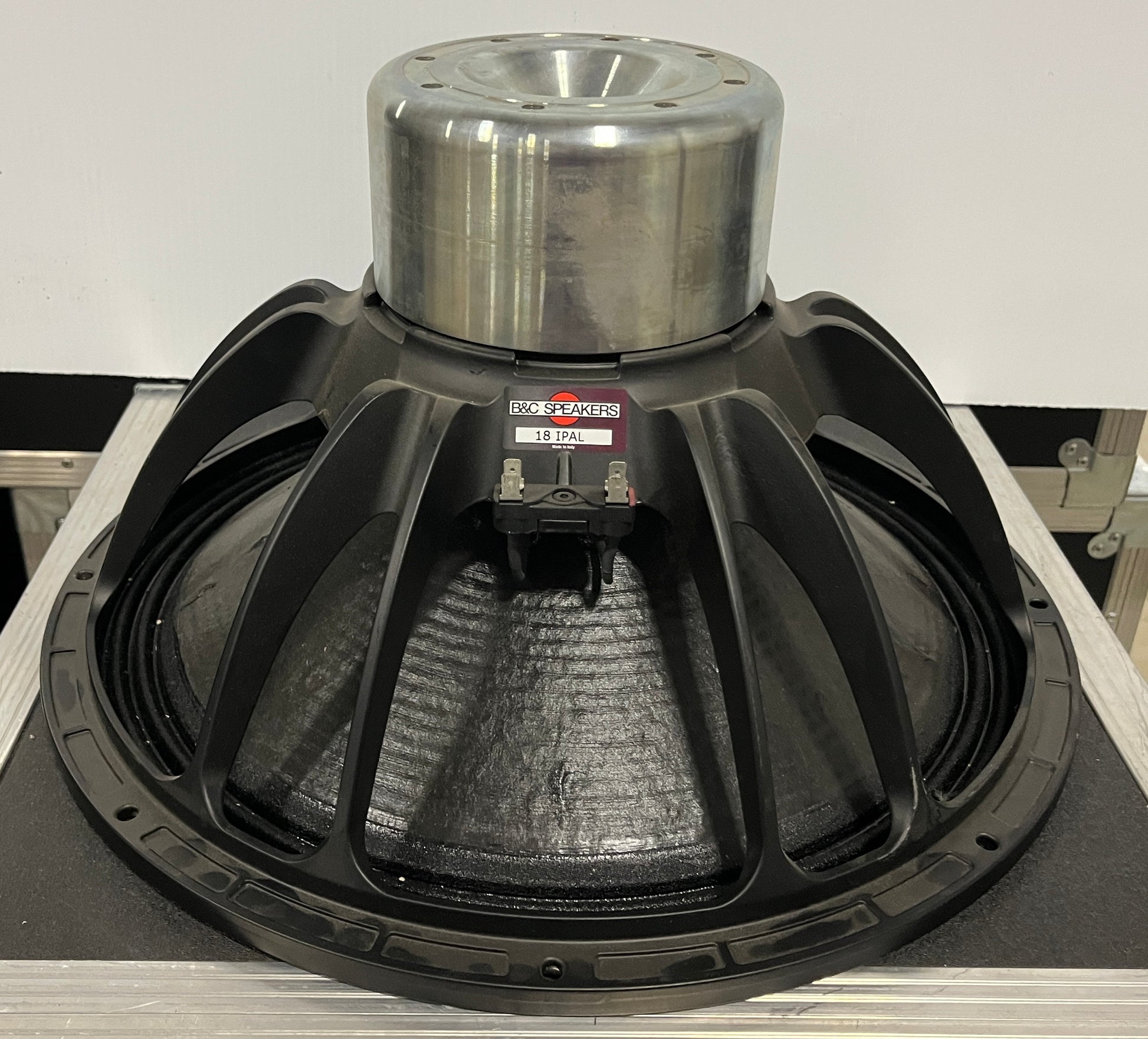 B&C 18IPAL Subwoofer, B&C 18 Inch 2 Ohm Subwoofer, B&C 18IPAL 18" Subwoofer, 2 Ohm B&C 18" Subwoofer, 		We Sell Professional Audio Equipment. Audio Systems, Amplifiers, Consoles, Mixers, Electronics, Entertainment, Live Sound