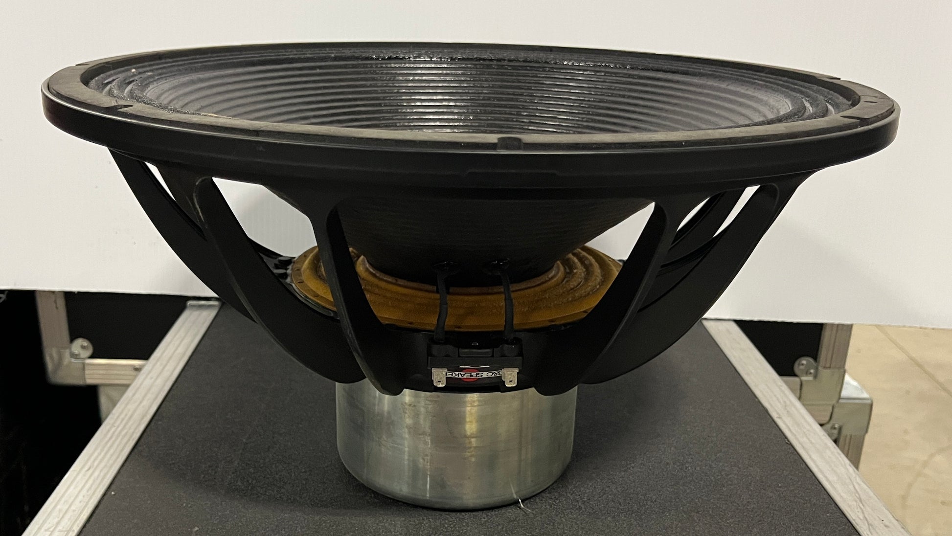 B&C 18IPAL Subwoofer, B&C 18 Inch 2 Ohm Subwoofer, B&C 18IPAL 18" Subwoofer, 2 Ohm B&C 18" Subwoofer, 		We Sell Professional Audio Equipment. Audio Systems, Amplifiers, Consoles, Mixers, Electronics, Entertainment, Live Sound
