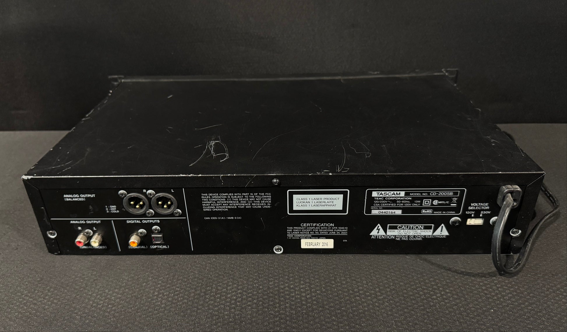 Tascam CD-200SB  Professional CD Player, Tascam CD-200SB, TASCAM CD200SB, Tascam Rackmount CD Player, CD-200SB Professional CD Player. We Sell Professional Audio Equipment. Audio Systems, Amplifiers, Consoles, Mixers, Electronics, Entertainment, Live Sound.