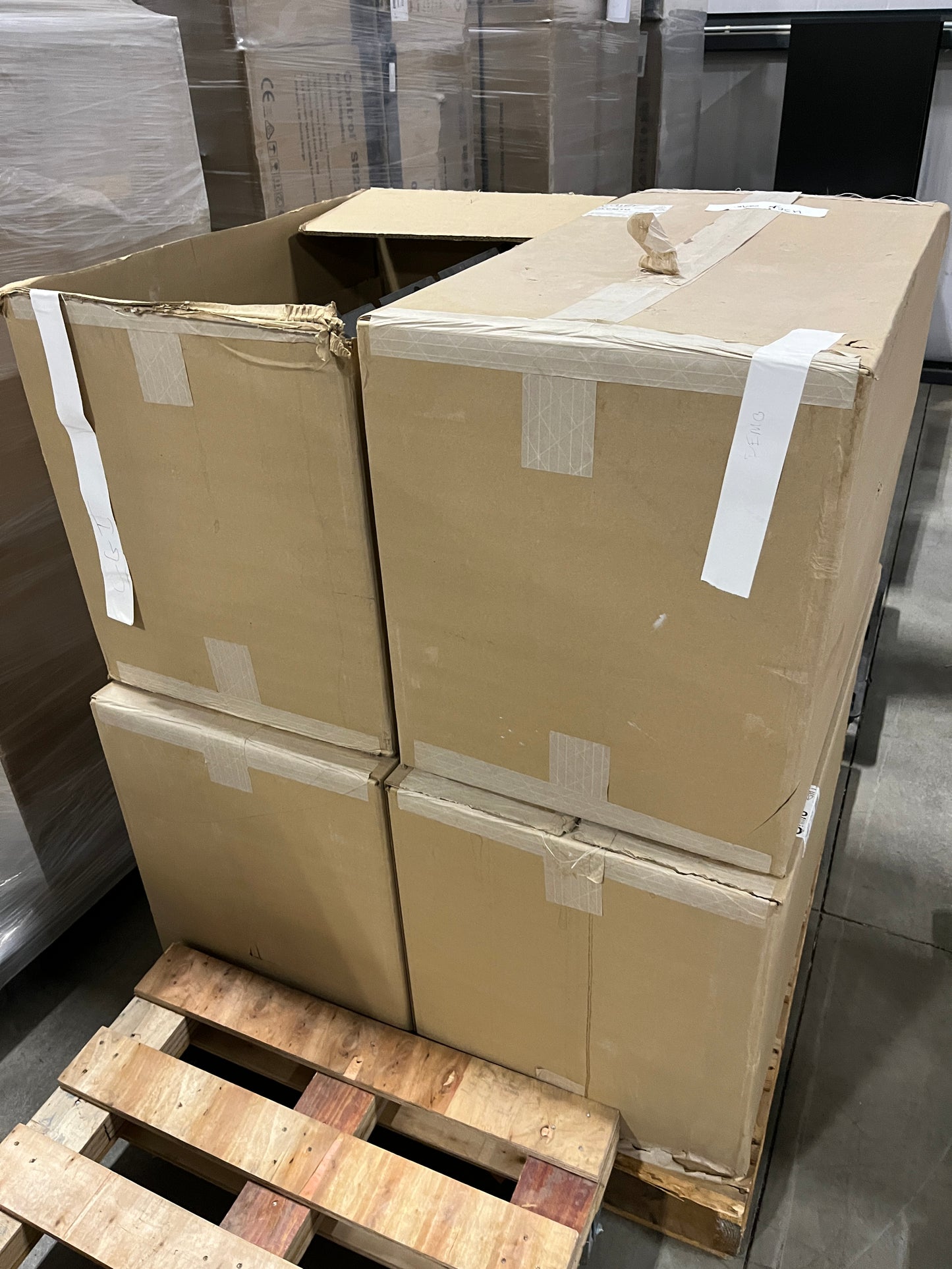 Chief Outdoor Flat Panel Single Ceiling and Pedestal Mount, Chief TV Mount, Chief Outdoor Flat Panel TV Mount, We Sell Professional Audio Equipment. Audio Systems, Amplifiers, Consoles, Mixers, Electronics, Entertainment, Live Sound