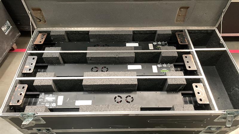 LED Batten, Color LED Batten, Chroma Q LED Batten, Chroma Q Color Force LED Batten, Chroma Q Color Force 48. We Sell Professional Lighting Equipment. Lighting Systems, Fixtures, Consoles, Dimmers, Control Systems, Electronics, Entertainment, Live Lighting.