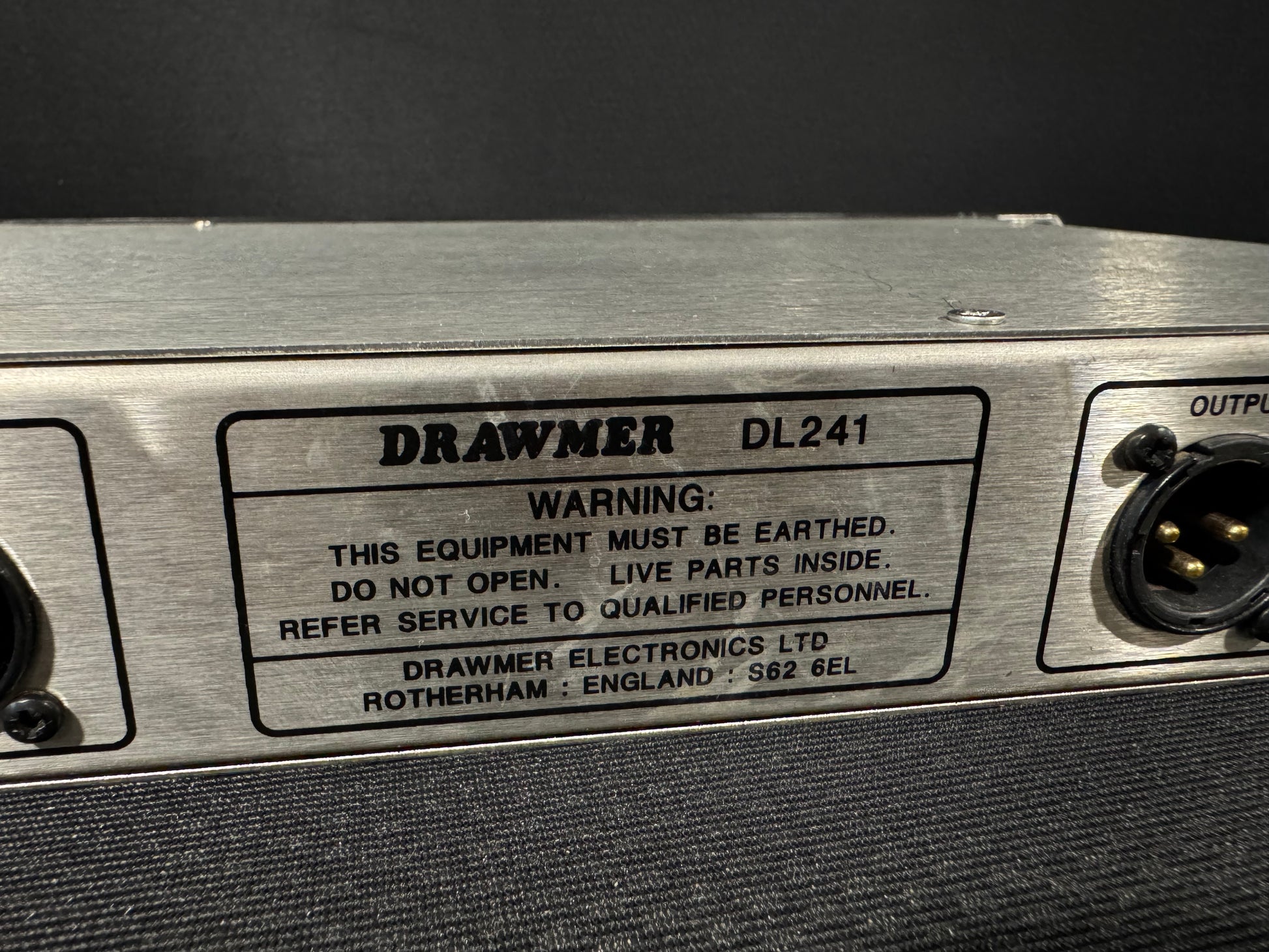 Drawmer Compressor, Dual-Auto Compressor, Drawmer DL241, Expander/Limiter, Compression. We Sell Professional Audio Equipment. Audio Systems, Amplifiers, Consoles, Mixers, Electronics, Entertainment, Live Sound.
