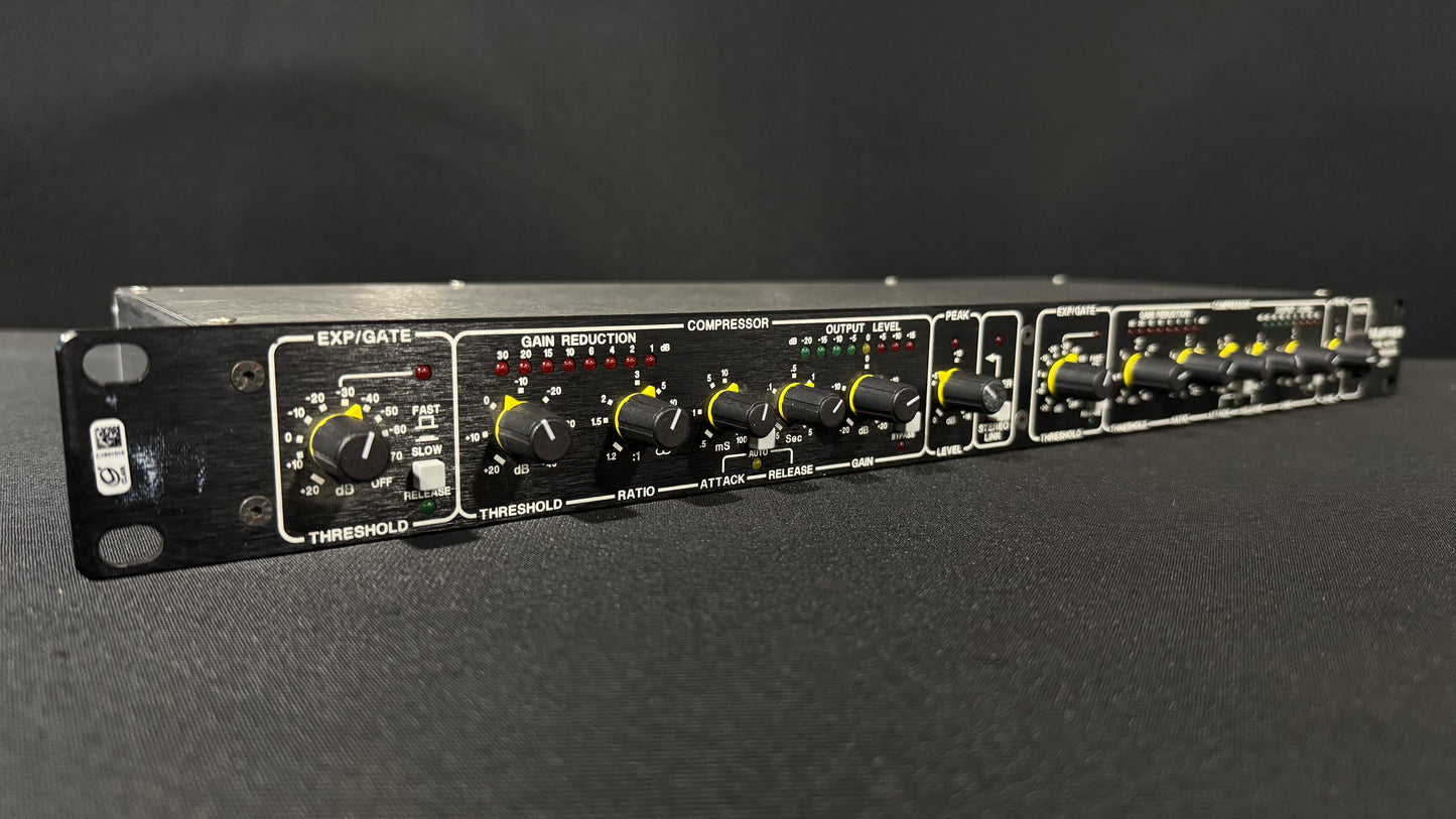 Drawmer Compressor, Dual-Auto Compressor, Drawmer DL241, Expander/Limiter, Compression. We Sell Professional Audio Equipment. Audio Systems, Amplifiers, Consoles, Mixers, Electronics, Entertainment, Live Sound.