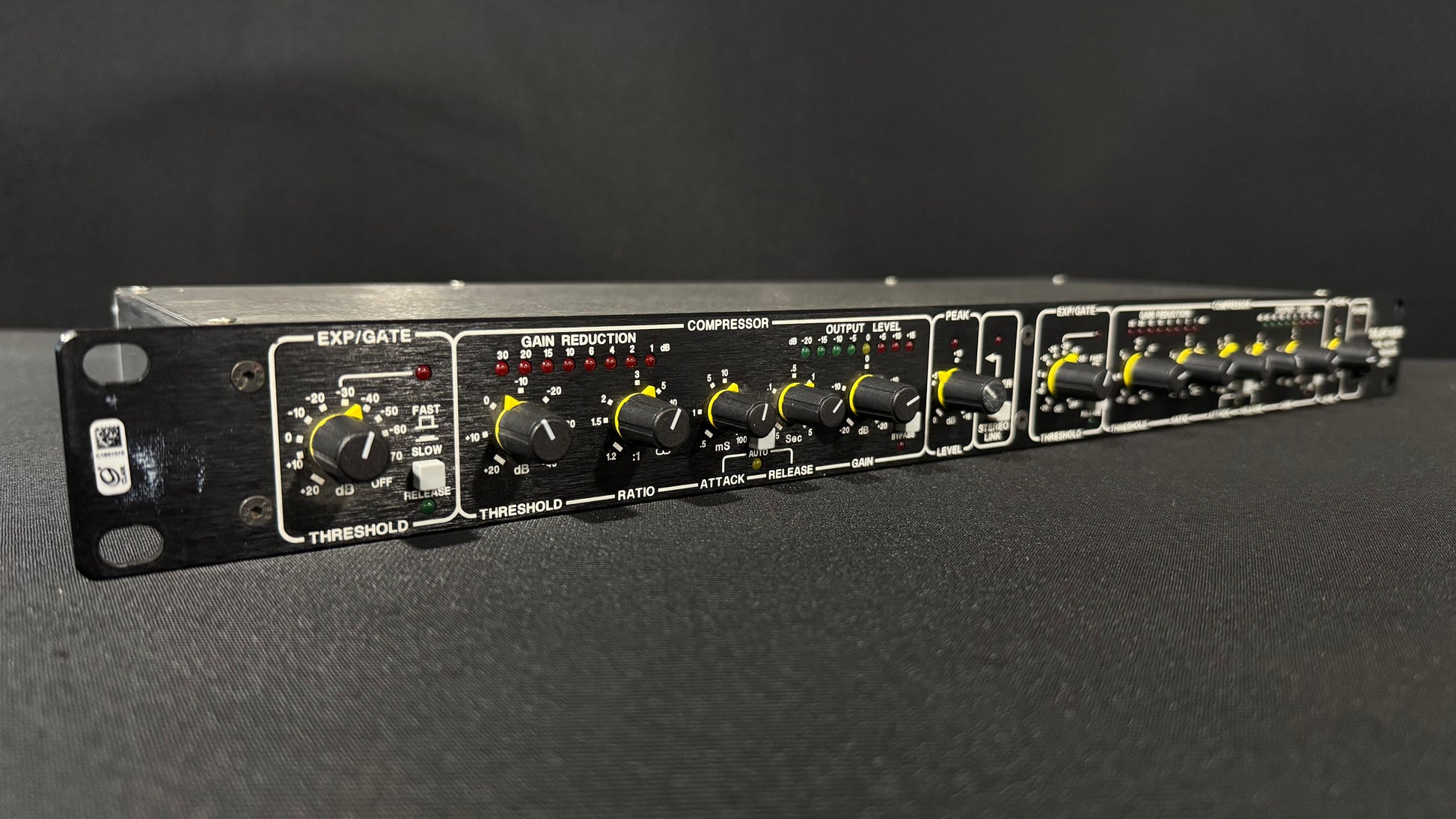 Drawmer Compressor, Dual-Auto Compressor, Drawmer DL241, Expander/Limiter, Compression. We Sell Professional Audio Equipment. Audio Systems, Amplifiers, Consoles, Mixers, Electronics, Entertainment, Live Sound.