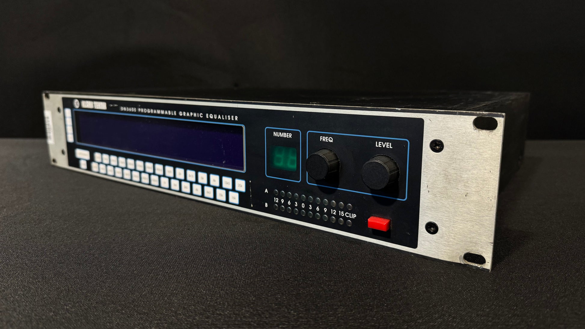 Rack Equipment, Klark Teknik DN3600, Klark Teknik, Klark Teknik Graphic Eq, Klark Teknik Equalizer, Graphic EQ. We Sell Professional Audio Equipment. Audio Systems, Amplifiers, Consoles, Mixers, Electronics, Entertainment, Live Sound.