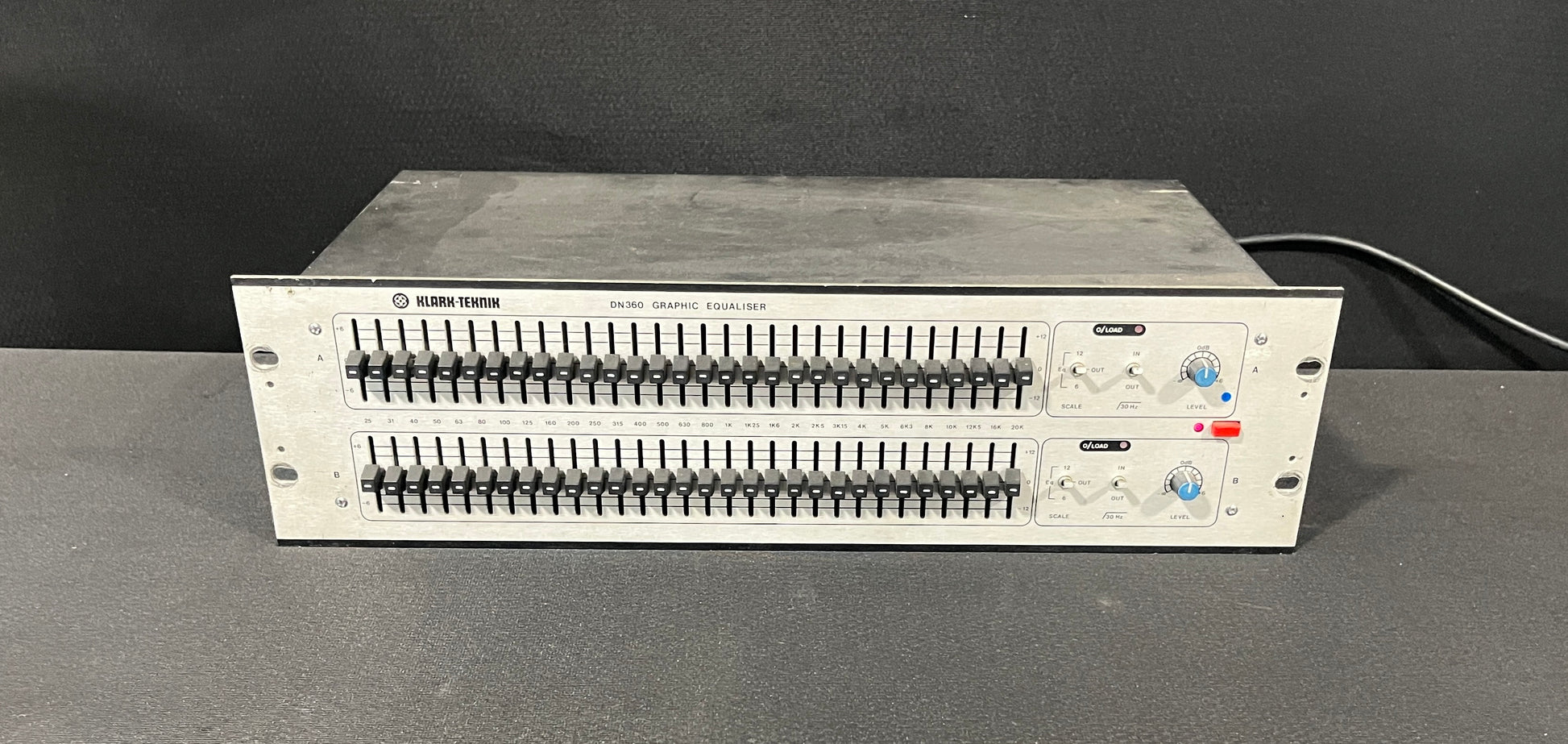 Klark Teknik DN360 Graphic Equaliser, Klark Teknik DN360 Graphic EQ, Klark Teknik DN360, DN360 Graphic EQ, Klark Teknik Equaliser. We Sell Professional Audio Equipment. Audio Systems, Amplifiers, Consoles, Mixers, Electronics, Entertainment, Live Sound.