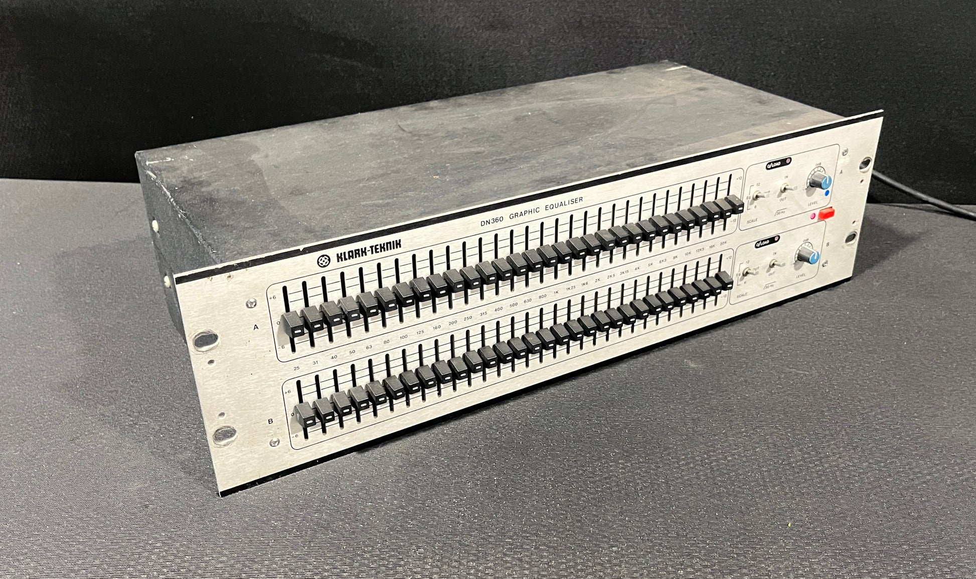 Klark Teknik DN360 Graphic Equaliser, Klark Teknik DN360 Graphic EQ, Klark Teknik DN360, DN360 Graphic EQ, Klark Teknik Equaliser. We Sell Professional Audio Equipment. Audio Systems, Amplifiers, Consoles, Mixers, Electronics, Entertainment, Live Sound.