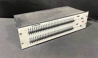 Klark Teknik DN360 Graphic Equaliser, Klark Teknik DN360 Graphic EQ, Klark Teknik DN360, DN360 Graphic EQ, Klark Teknik Equaliser. We Sell Professional Audio Equipment. Audio Systems, Amplifiers, Consoles, Mixers, Electronics, Entertainment, Live Sound.