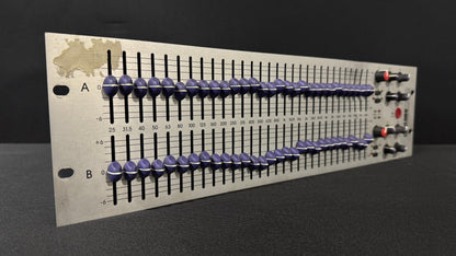 Klark Teknik DN370 Graphic Equalizer, Klark Teknik DN370, DN370 Graphic EQ, Klark Teknik EQ, DN370. We Sell Professional Audio Equipment. Audio Systems, Amplifiers, Consoles, Mixers, Electronics, Entertainment, Live Sound.