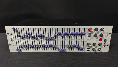 Klark Teknik DN370 Graphic Equalizer, Klark Teknik DN370, DN370 Graphic EQ, Klark Teknik EQ, DN370. We Sell Professional Audio Equipment. Audio Systems, Amplifiers, Consoles, Mixers, Electronics, Entertainment, Live Sound.
