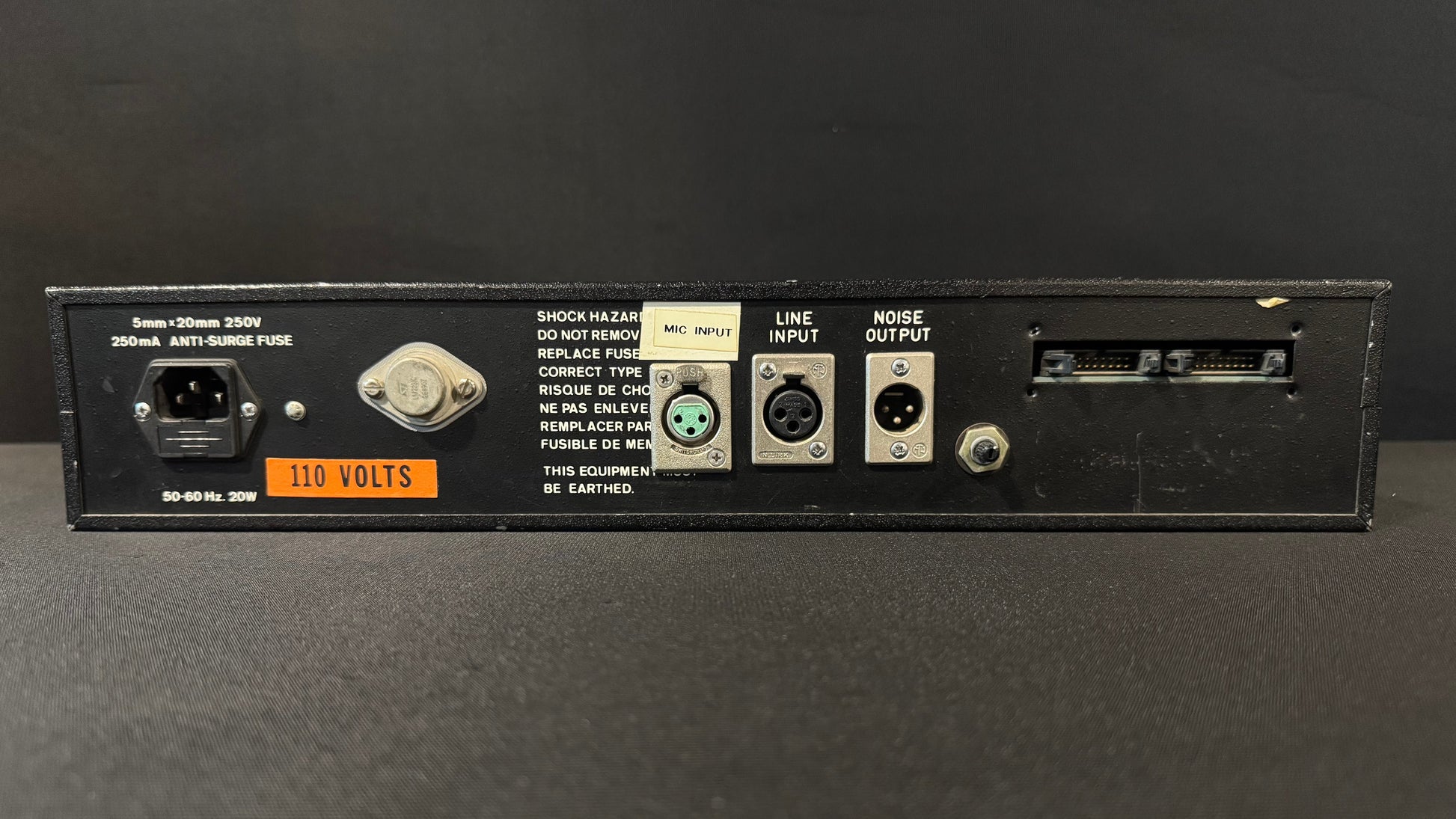 Klark Teknik DN60 Real Time Spectrum Analyser, Klark Teknik DN60, Klark Teknik Audio Analyzer, DN60 Spectrum Analyser, Klark Teknik DN 60. We Sell Professional Audio Equipment. Audio Systems, Amplifiers, Consoles, Mixers, Electronics, Entertainment, Live Sound.