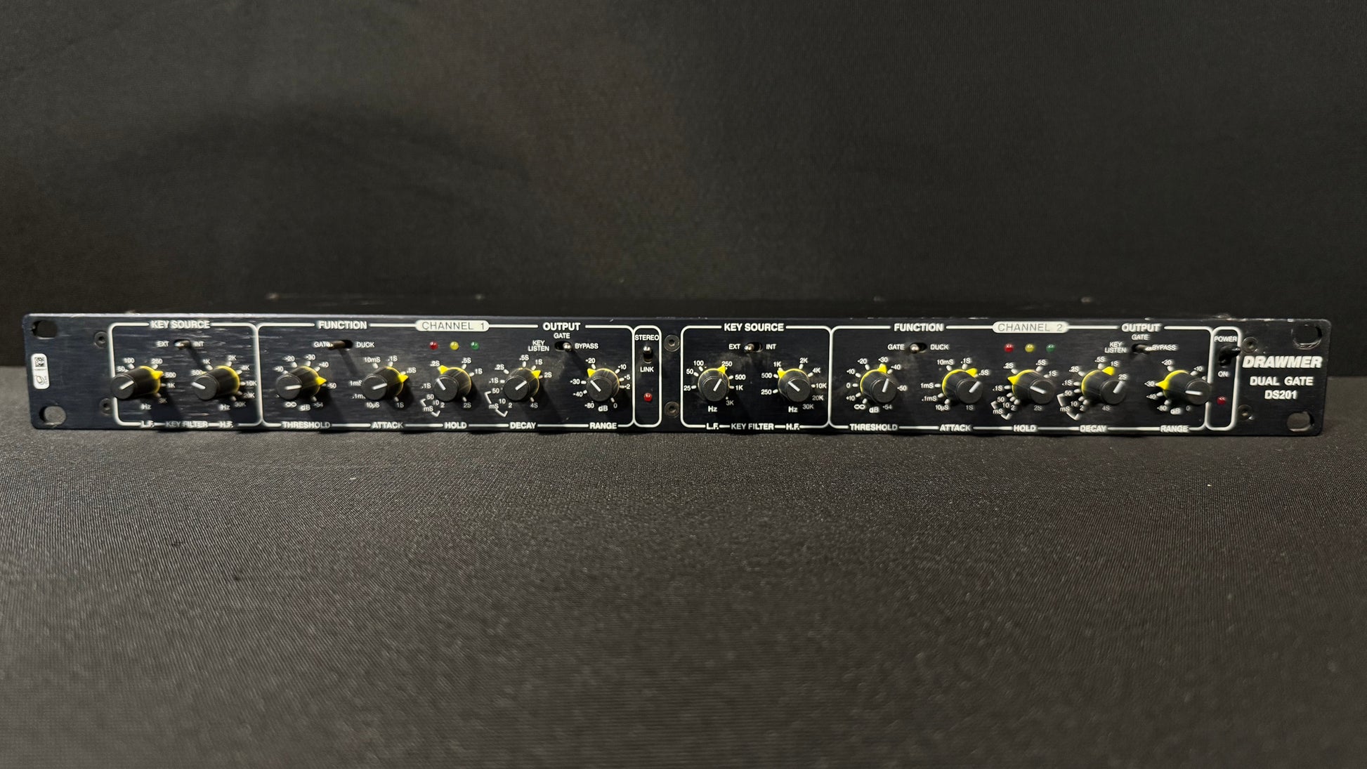 Drawmer DS201 Dual Channel Noise Gate, Drawmer DS201, Drawmer Noise Gate, Drawmer Dual Channel, Drawmer Effects. We Sell Professional Audio Equipment. Audio Systems, Amplifiers, Consoles, Mixers, Electronics, Entertainment, Live Sound.
