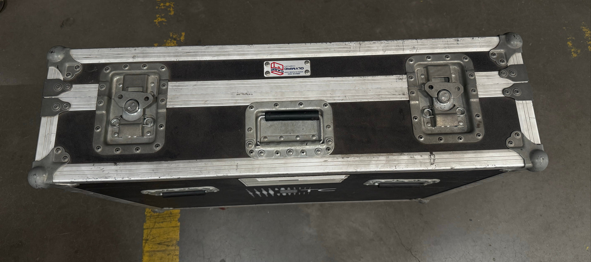 ETC Lighting Desk, ETC Lighting Console, ETC Gio4k Lighting Console, ETC Gio4k Lighting Console, ETC Gio 4k. We Sell Professional Audio Equipment. Audio Systems, Amplifiers, Consoles, Mixers, Electronics, Entertainment, Live Sound.