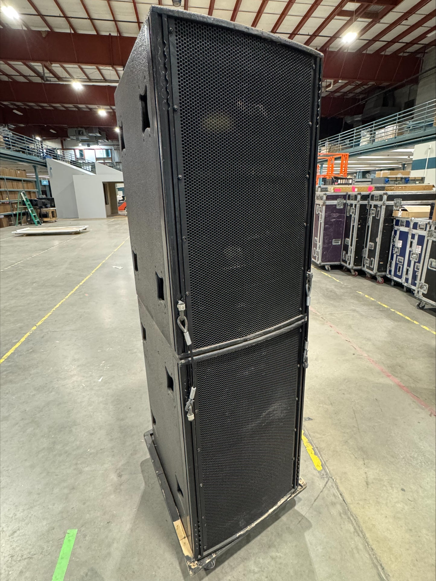 Electro-Voice EV X-Array XB Bass System, EV X-Array XB, Electro-Voice X-Array XB, EV Bass Speaker Cabinet, Electro-Voice Speakers. We Sell Professional Audio Equipment. Audio Systems, Amplifiers, Consoles, Mixers, Electronics, Entertainment, Live Sound. 