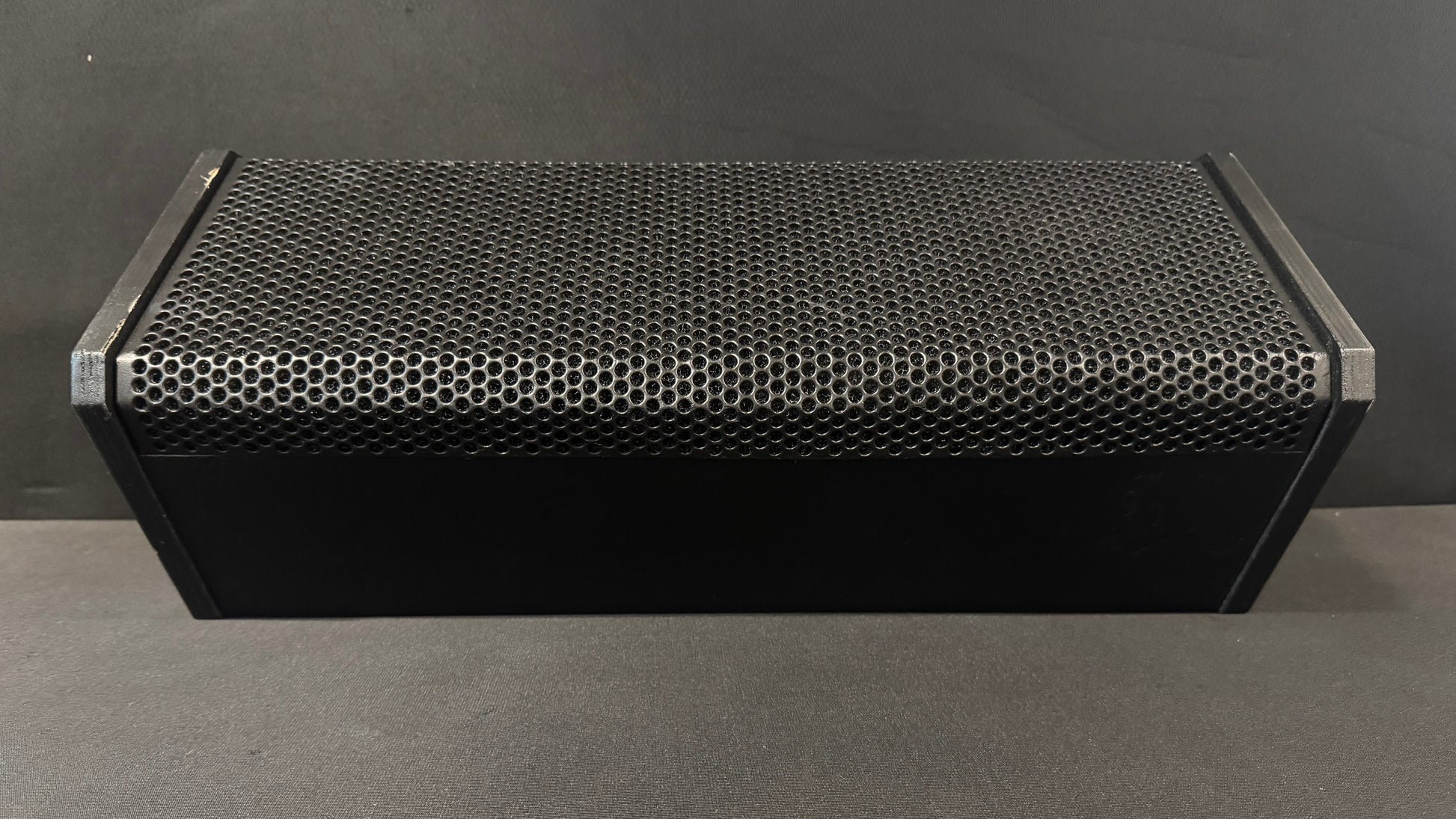 Clair Brothers FF-2H Point Source Enclosure Loudspeaker, Clair Brothers FF-2H, Clair FF2, Clair Brothers FF-2H Speaker, Clair FF2 Point Source Loudspeaker. We Sell Professional Audio Equipment. Audio Systems, Amplifiers, Consoles, Mixers, Electronics, Entertainment, Live Sound.