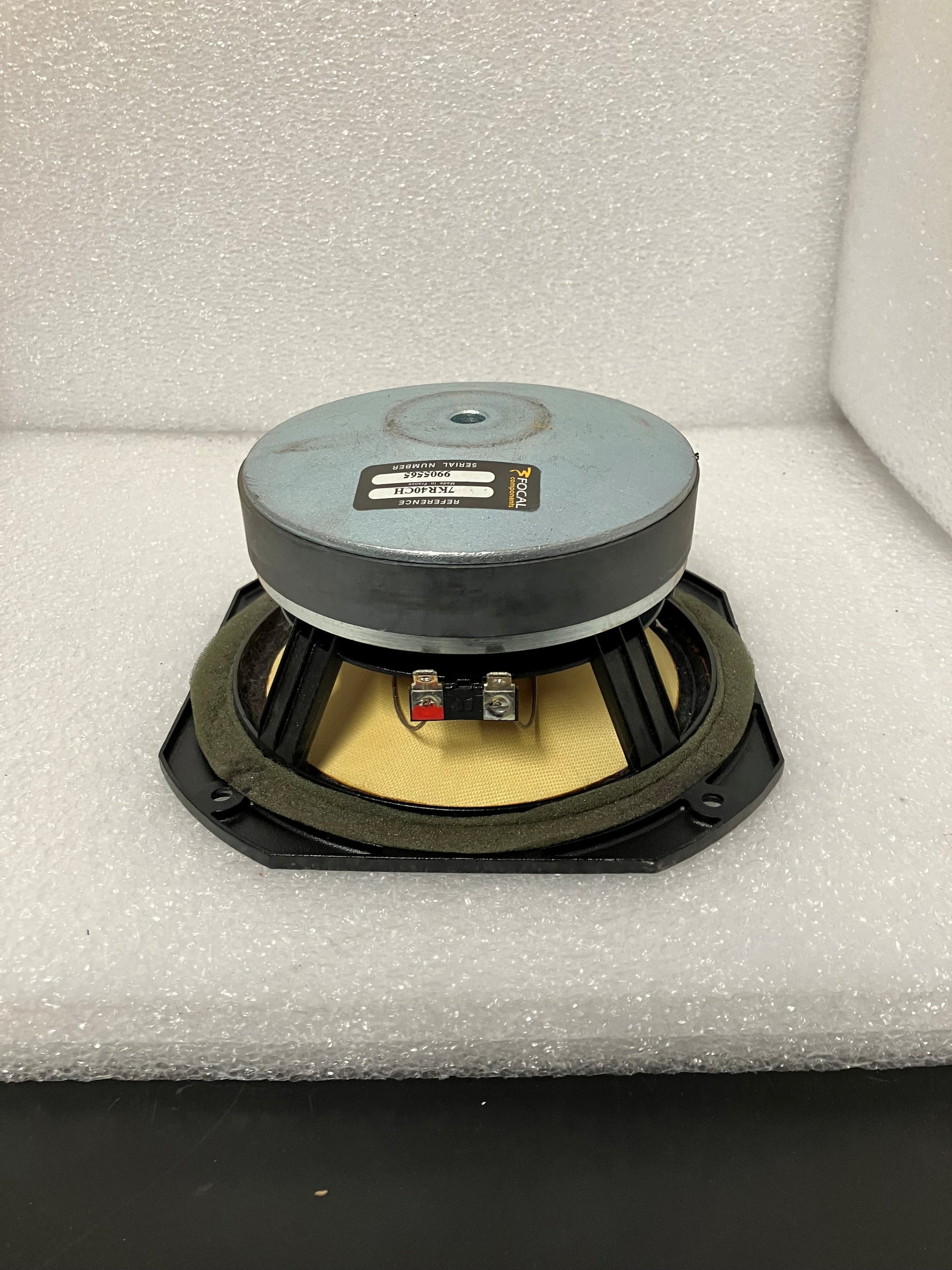 Focal Components 7KR40CH 7" Midrange Speaker, Focal 7KR40CH 7" Speaker, Focal 7KR40CH, 7" Midrange Speaker, Focal Speakers. We Sell Professional Audio Equipment. Audio Systems, Amplifiers, Consoles, Mixers, Electronics, Entertainment, Live Sound.