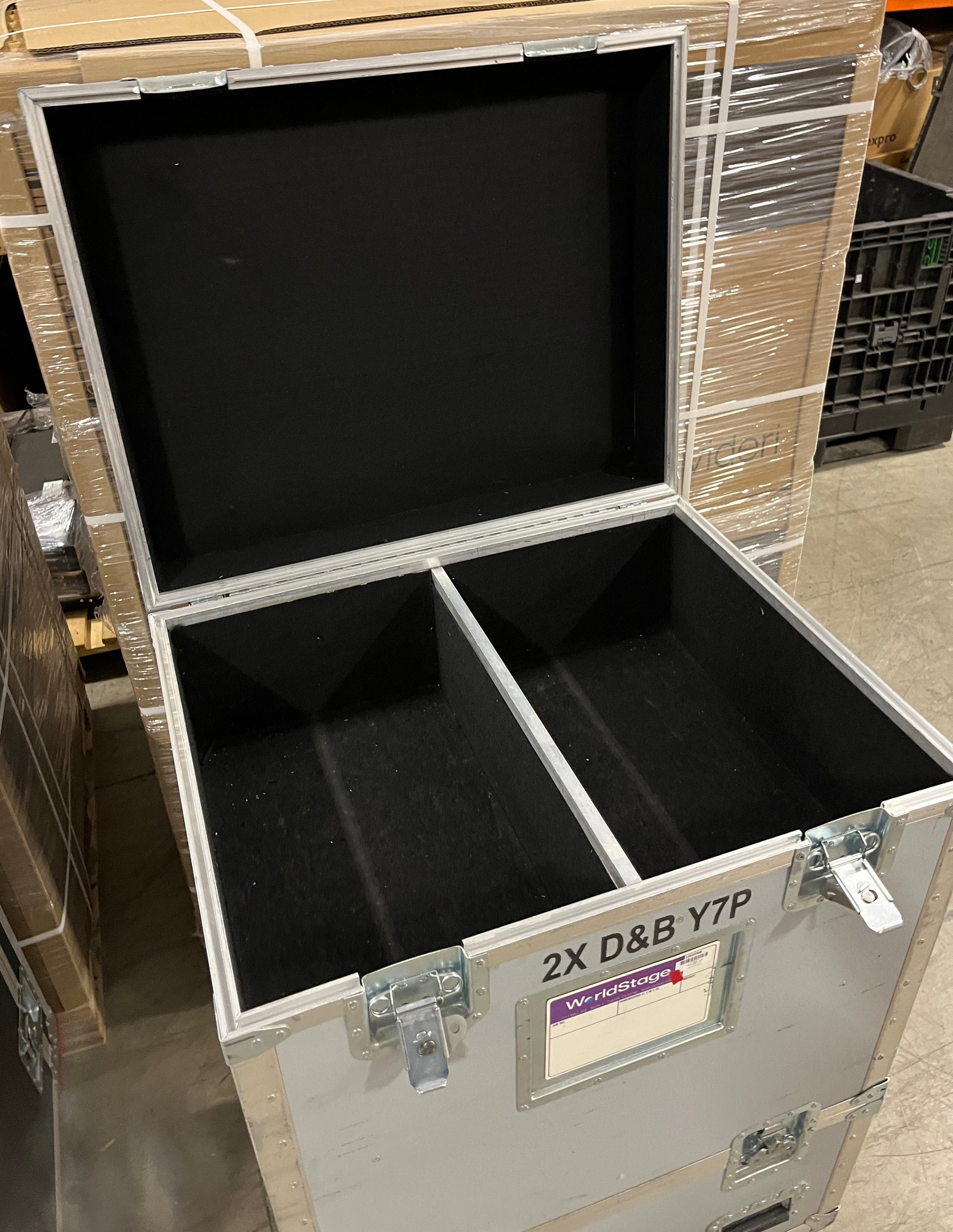 Case for d&b Y7P Speaker, Dual Touring Case with Wheels for d&b Y7P Speakers, Road Flight Case for d&b Speakers, We Sell Professional Audio Equipment. Audio Systems, Amplifiers, Consoles, Mixers, Electronics, Entertainment, Live Sound.