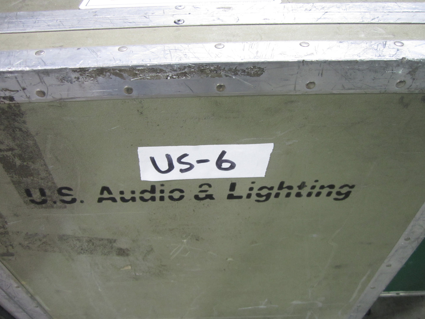 Road Flight Case, 8 Rack Units, Touring Case w/ Wheels and Drawers