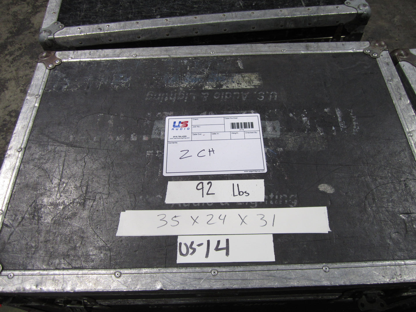 Road Case Trunk, Flight Case with Wheels, 35” x 24” x 31”