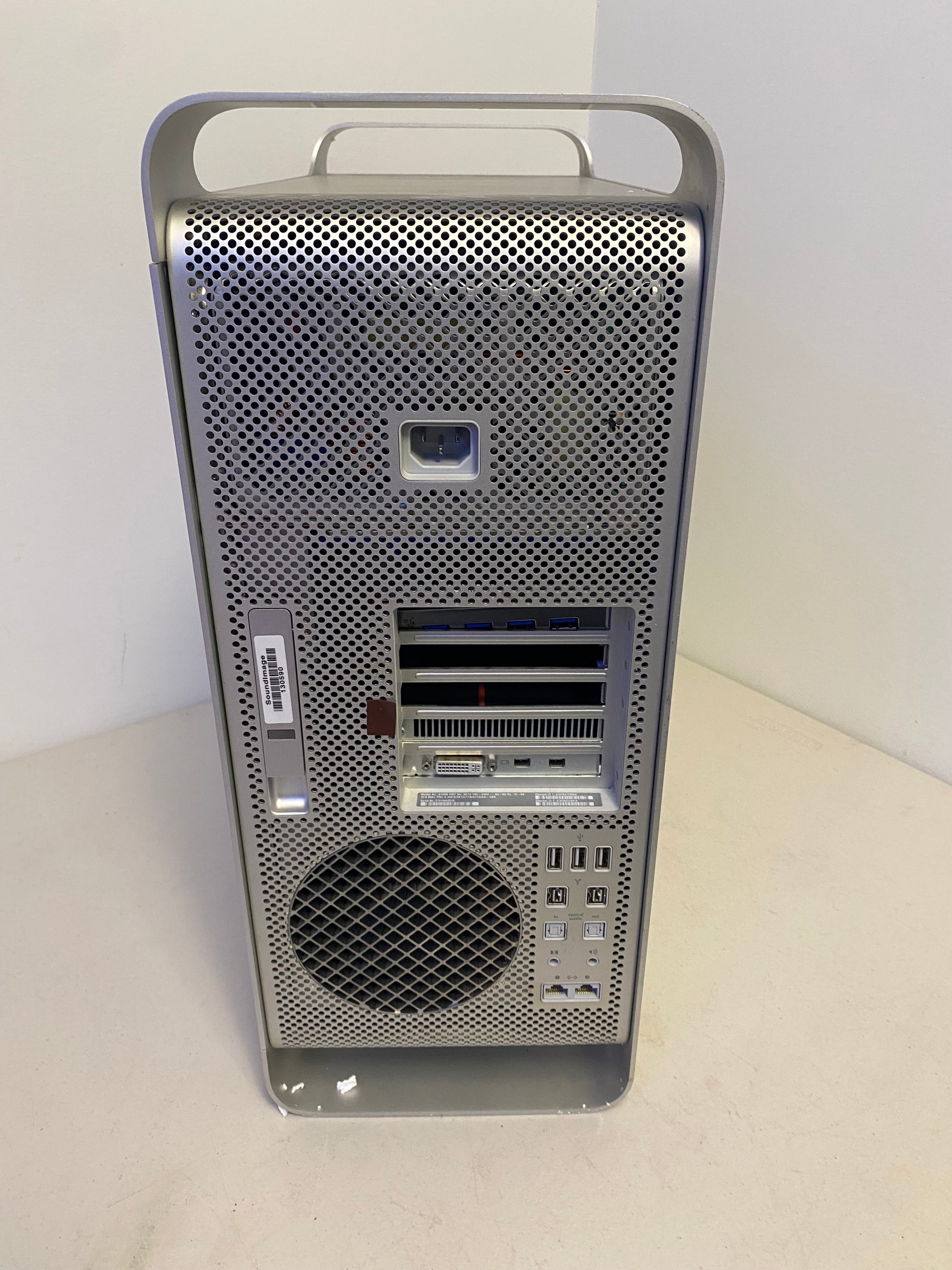 Apple Mac Pro 2010, Apple Mac Pro FC560LL/A, Apple Mac Pro Xeon, Apple Mac Pro 32 GB Ram, We Sell Professional Audio Equipment. Audio Systems, Amplifiers, Consoles, Mixers, Electronics, Entertainment, Live Sound.