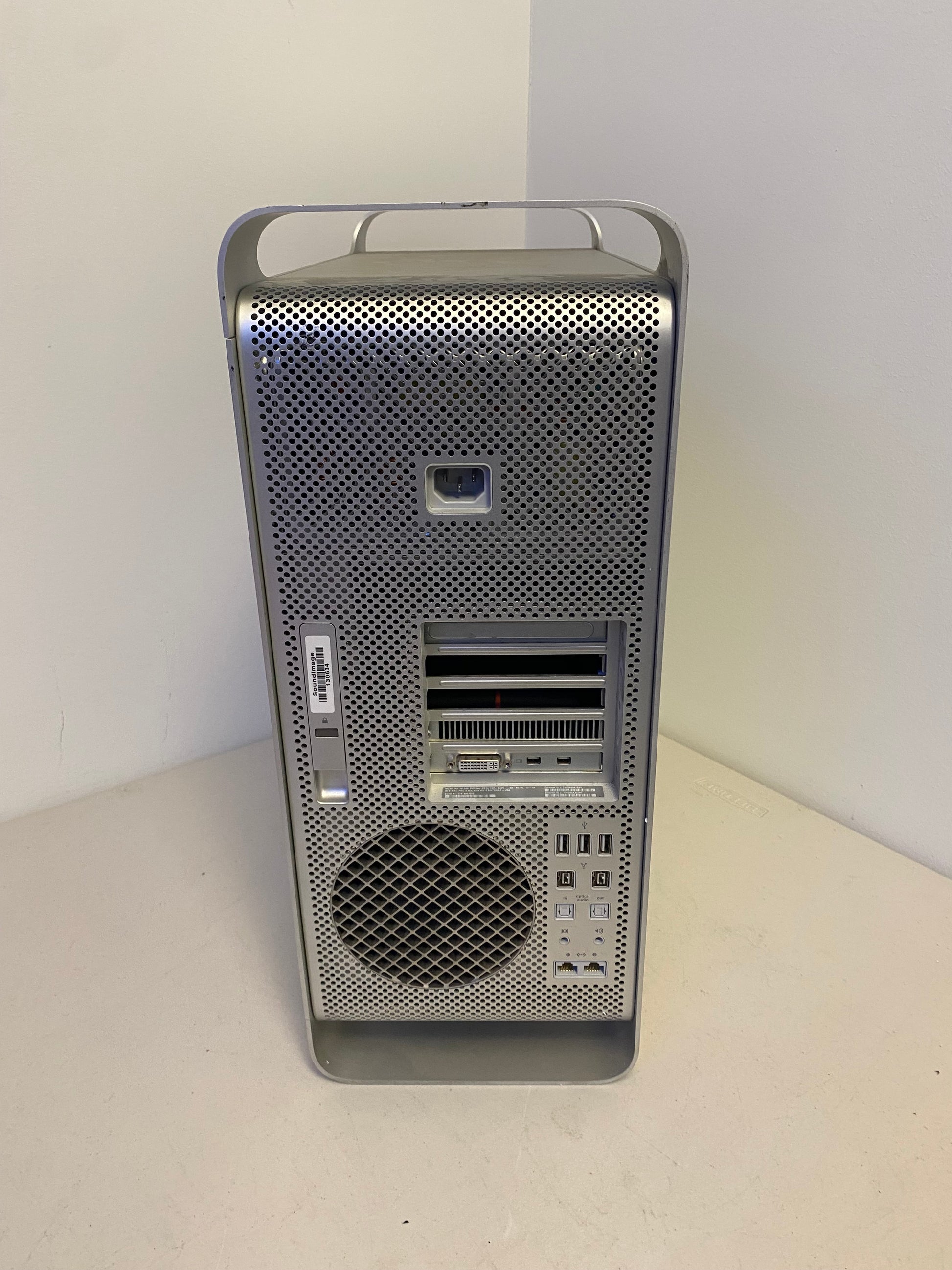 Apple Mac Pro 2010, Apple Mac Pro FC560LL/A, Apple Mac Pro Xeon, Apple Mac Pro 16 GB Ram, We Sell Professional Audio Equipment. Audio Systems, Amplifiers, Consoles, Mixers, Electronics, Entertainment, Live Sound.