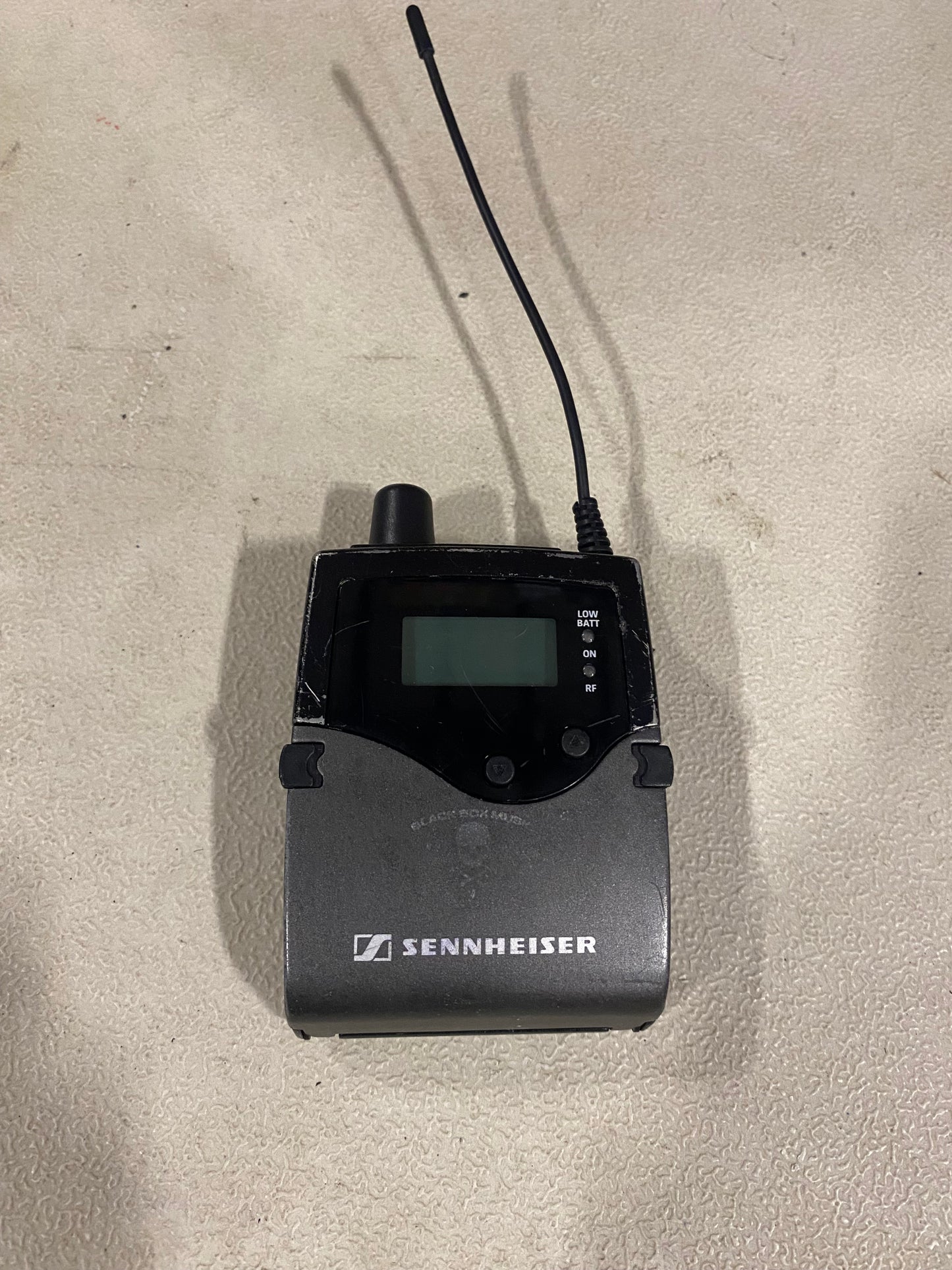 Sennheiser IEM Transmitter SR 2050 Package with EK2000-IEM Bodypack Receiver (AW, 516-558 MHz)