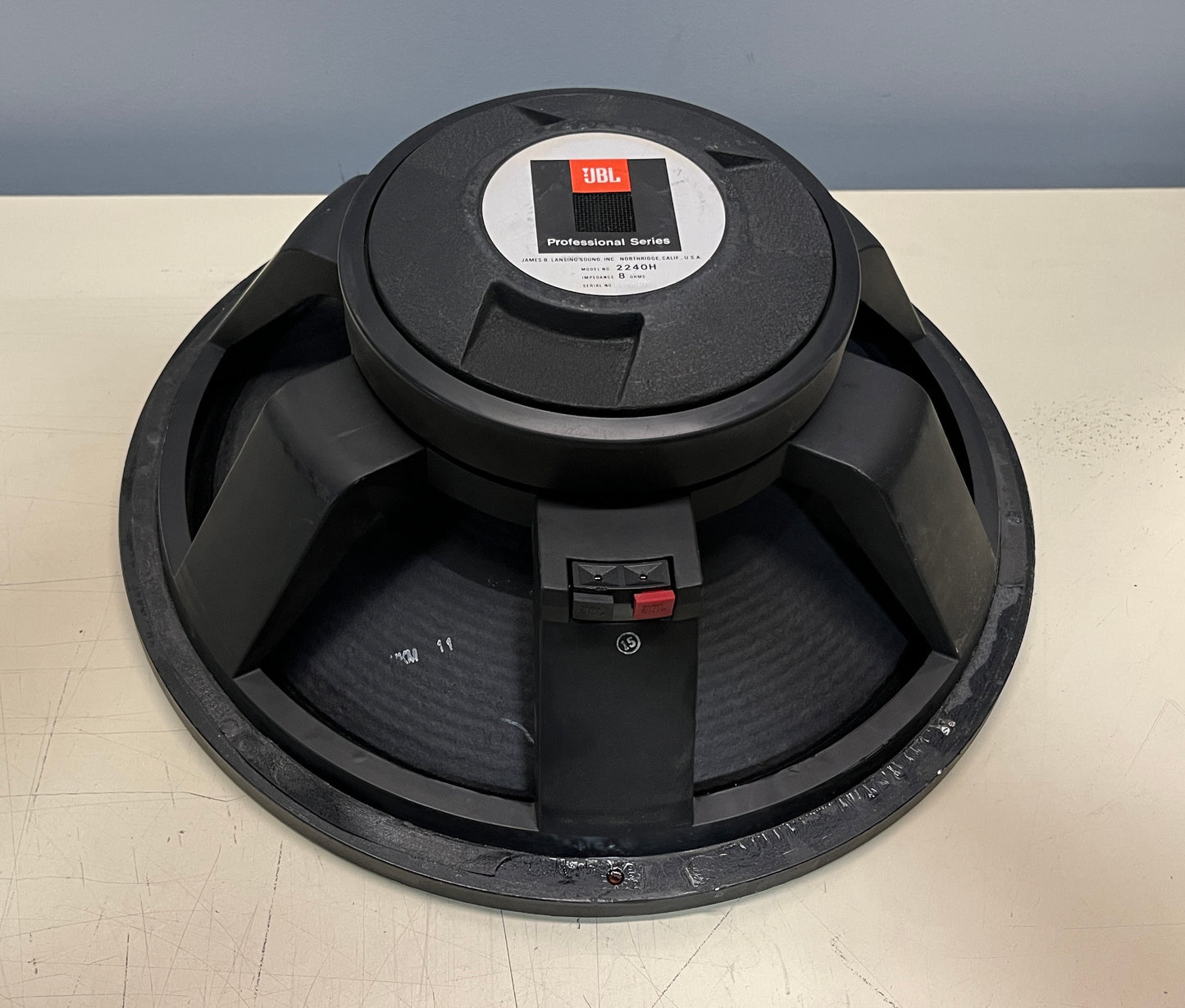 JBL 2240H 18" Subwoofer, JBL 2240H, JBL Subwoofers, JBL 18" Subwoofer, JBL 18" Speaker. We Sell Professional Audio Equipment. Audio Systems, Amplifiers, Consoles, Mixers, Electronics, Entertainment, Live Sound.