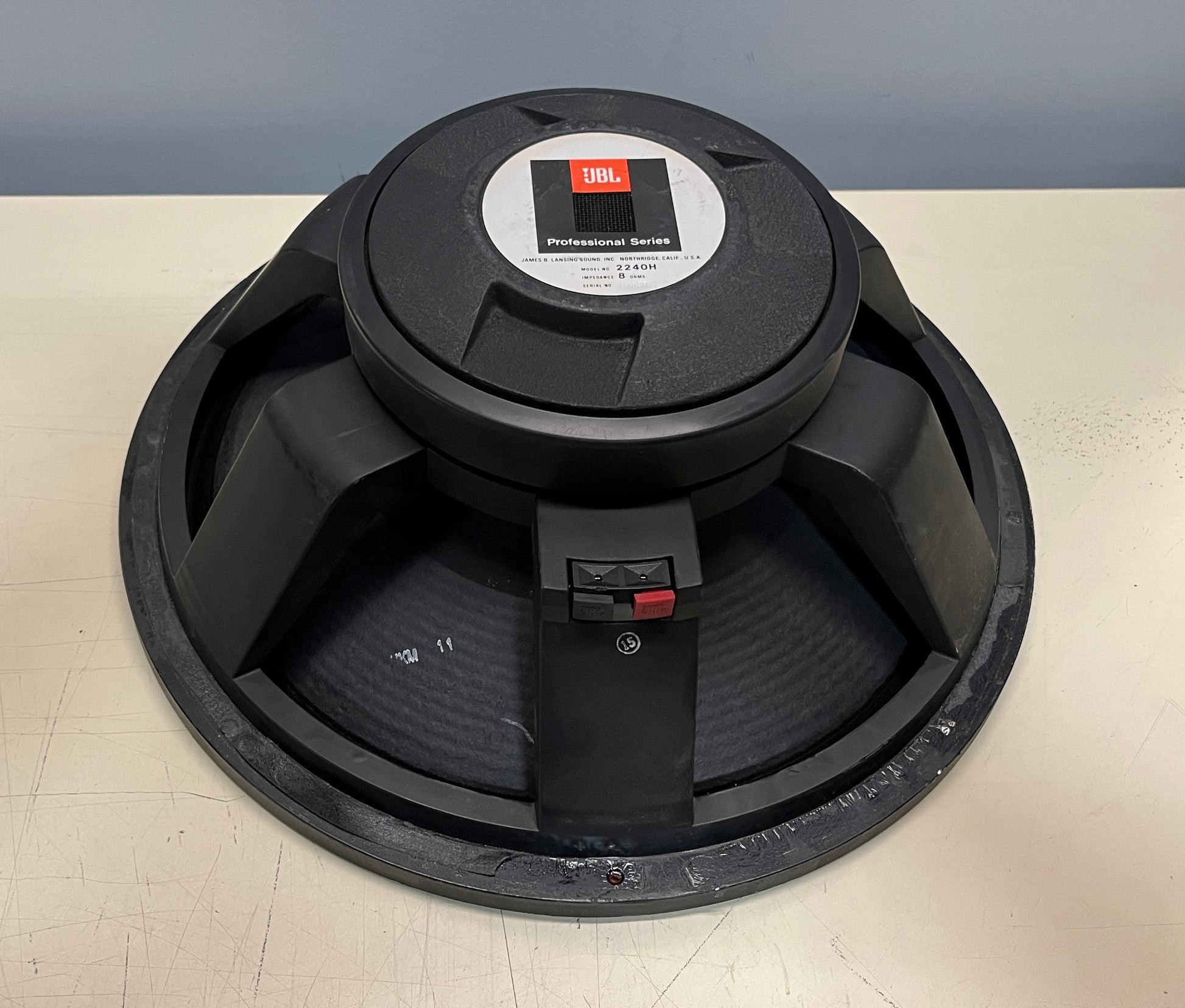 JBL 2240H 18" Subwoofer, JBL 2240H, JBL Subwoofers, JBL 18" Subwoofer, JBL 18" Speaker. We Sell Professional Audio Equipment. Audio Systems, Amplifiers, Consoles, Mixers, Electronics, Entertainment, Live Sound.