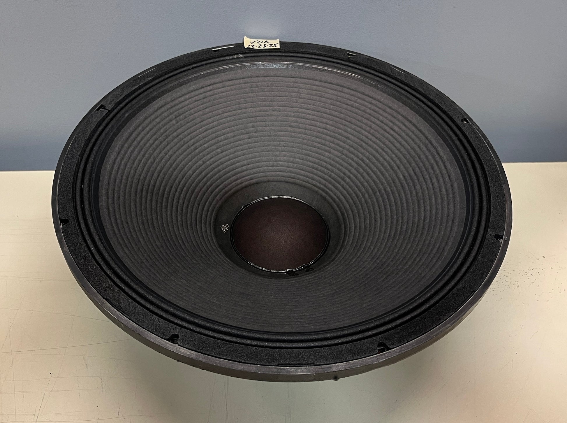 JBL 2240H 18" Subwoofer, JBL 2240H, JBL Subwoofers, JBL 18" Subwoofer, JBL 18" Speaker. We Sell Professional Audio Equipment. Audio Systems, Amplifiers, Consoles, Mixers, Electronics, Entertainment, Live Sound.