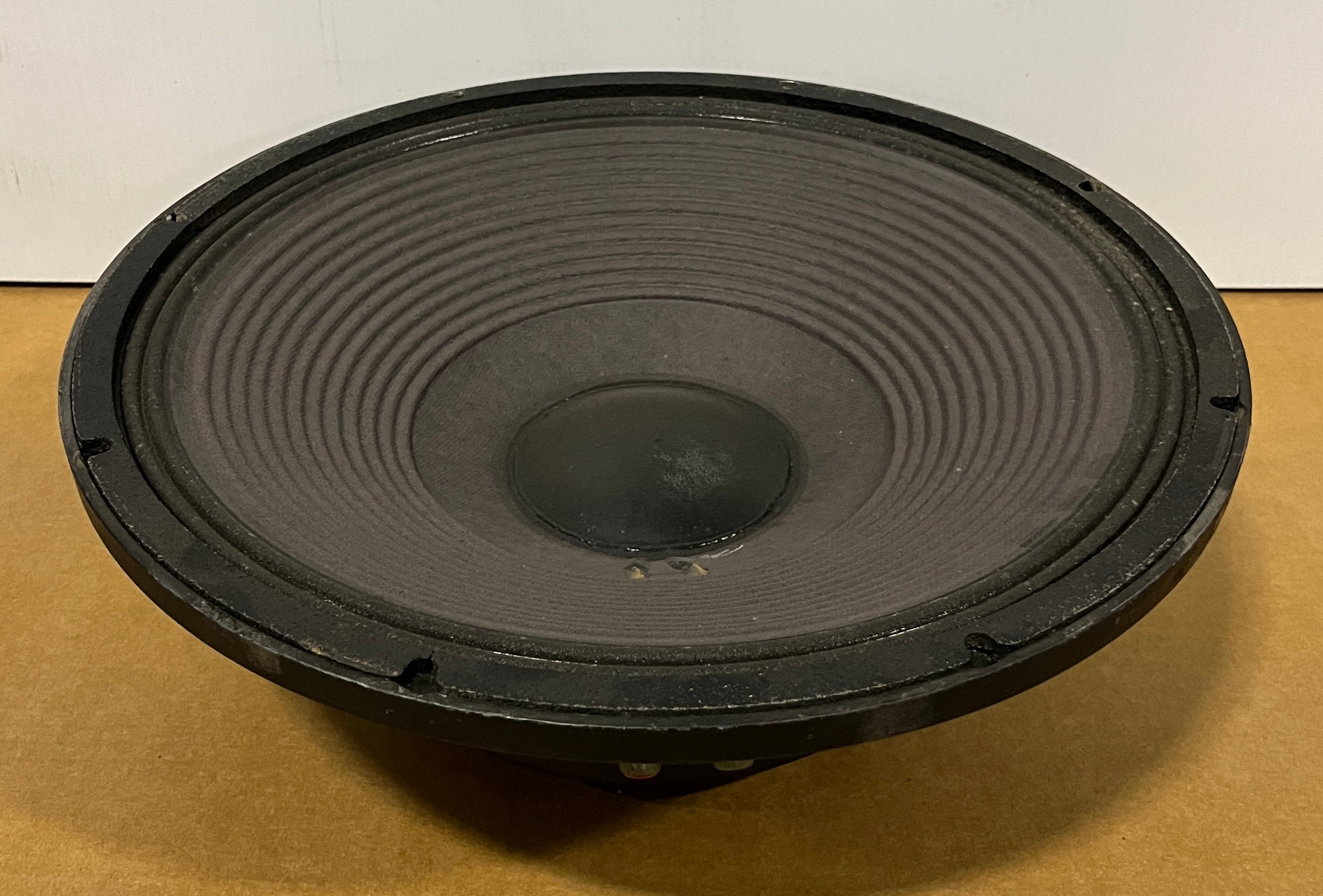 JBL E140-8 ウーハー JBL E140-8 Low Frequency 15” Subwoofer, 8 Ohm – CLAIR Used Gear
