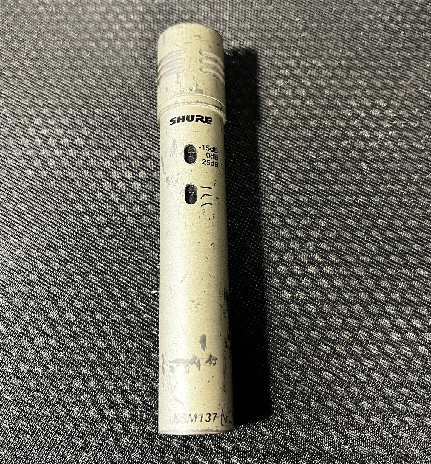 Shure KSM137 Small Condenser Microphone, Shure KSM137, KSM137, KSM137 Condenser Mic, Shure Condenser Microphone. We Sell Professional Audio Equipment. Audio Systems, Amplifiers, Consoles, Mixers, Electronics, Entertainment, Live Sound.
