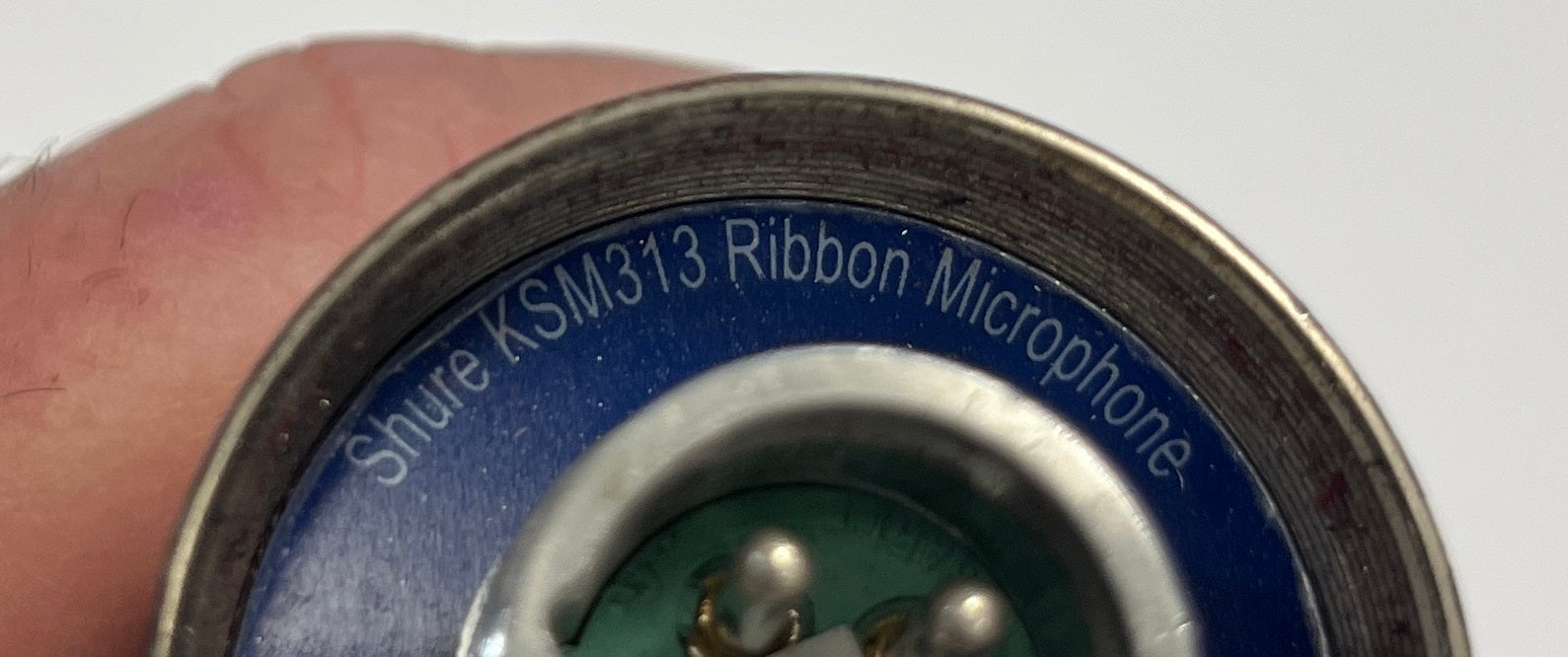 Shure KSM313 Dual-Voice Ribbon Microphone, Shure KSM, Shure KSM313, Shure Ribbon Microphone, KSM313. We Sell Professional Audio Equipment. Audio Systems, Amplifiers, Consoles, Mixers, Electronics, Entertainment, Live Sound.