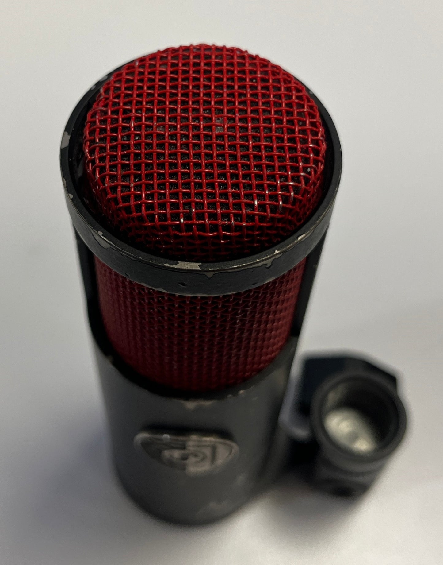 Shure KSM313 Dual-Voice Ribbon Microphone, Shure KSM, Shure KSM313, Shure Ribbon Microphone, KSM313. We Sell Professional Audio Equipment. Audio Systems, Amplifiers, Consoles, Mixers, Electronics, Entertainment, Live Sound.