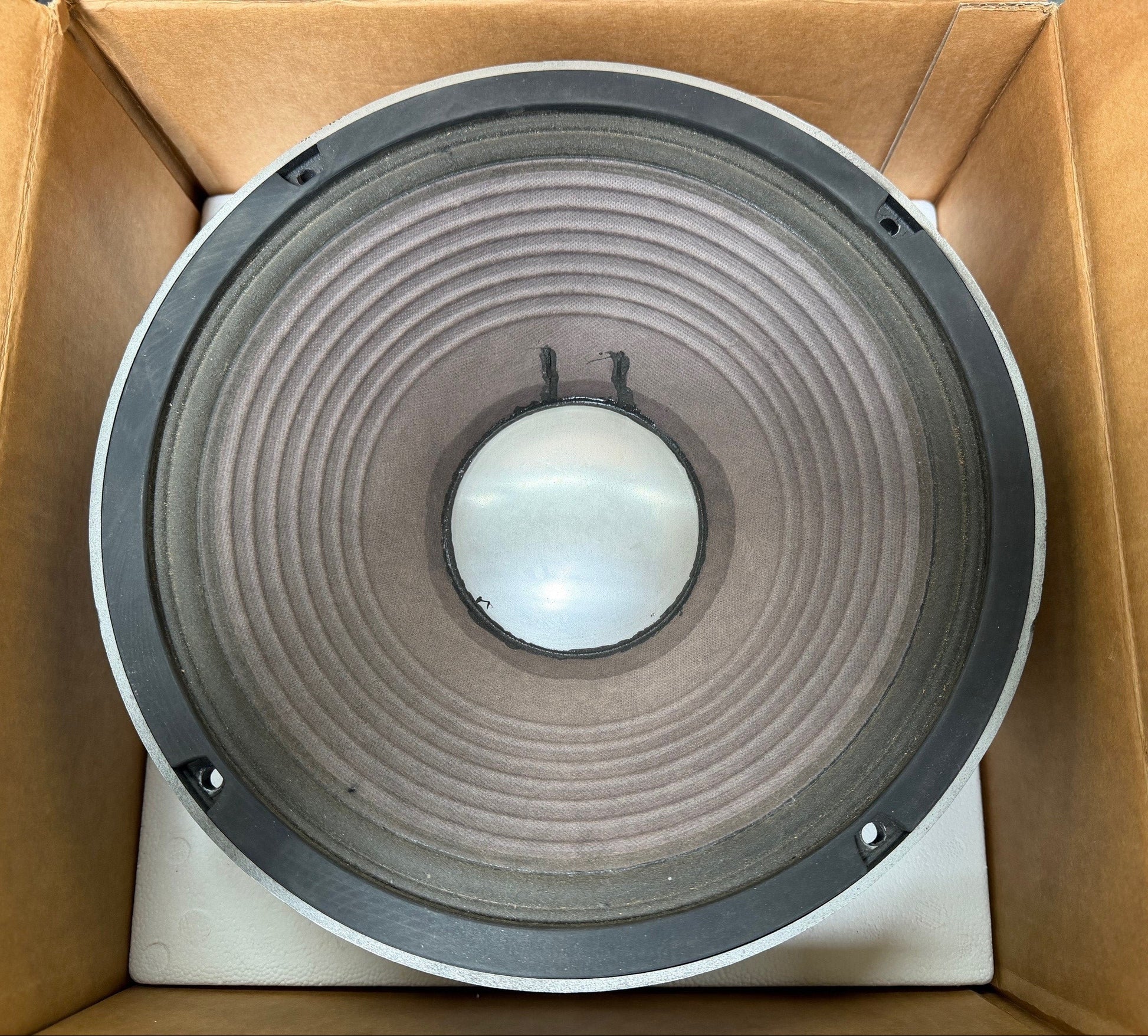 Fostex L362 12" Mid-Bass Woofer, Fostex L362 Woofer, Fostex L362, L362, Fostex 12” Woofer. We Sell Professional Audio Equipment. Audio Systems, Amplifiers, Consoles, Mixers, Electronics, Entertainment, Live Sound.
