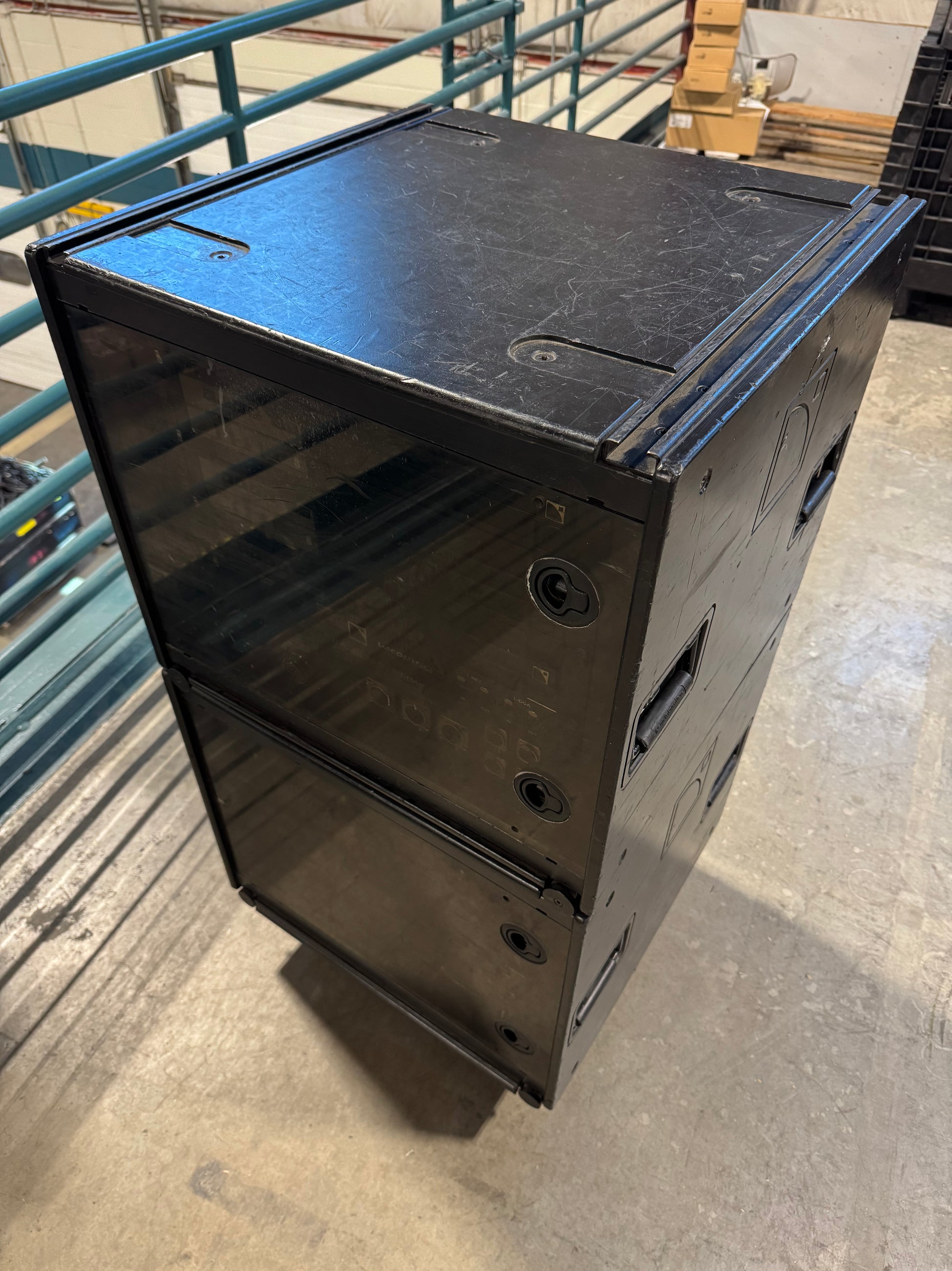 L-Acoustics LA-RAK I Touring Amplifier Rack, L-Acoustics Amp Rack, LA-8 Amplifier Rack, L-Acoustics LA-8 Amp Rack, Amplifier Rack, LA-RAK. We Sell Professional Audio Equipment. Audio Systems, Amplifiers, Consoles, Mixers, Electronics, Entertainment, Live Sound.