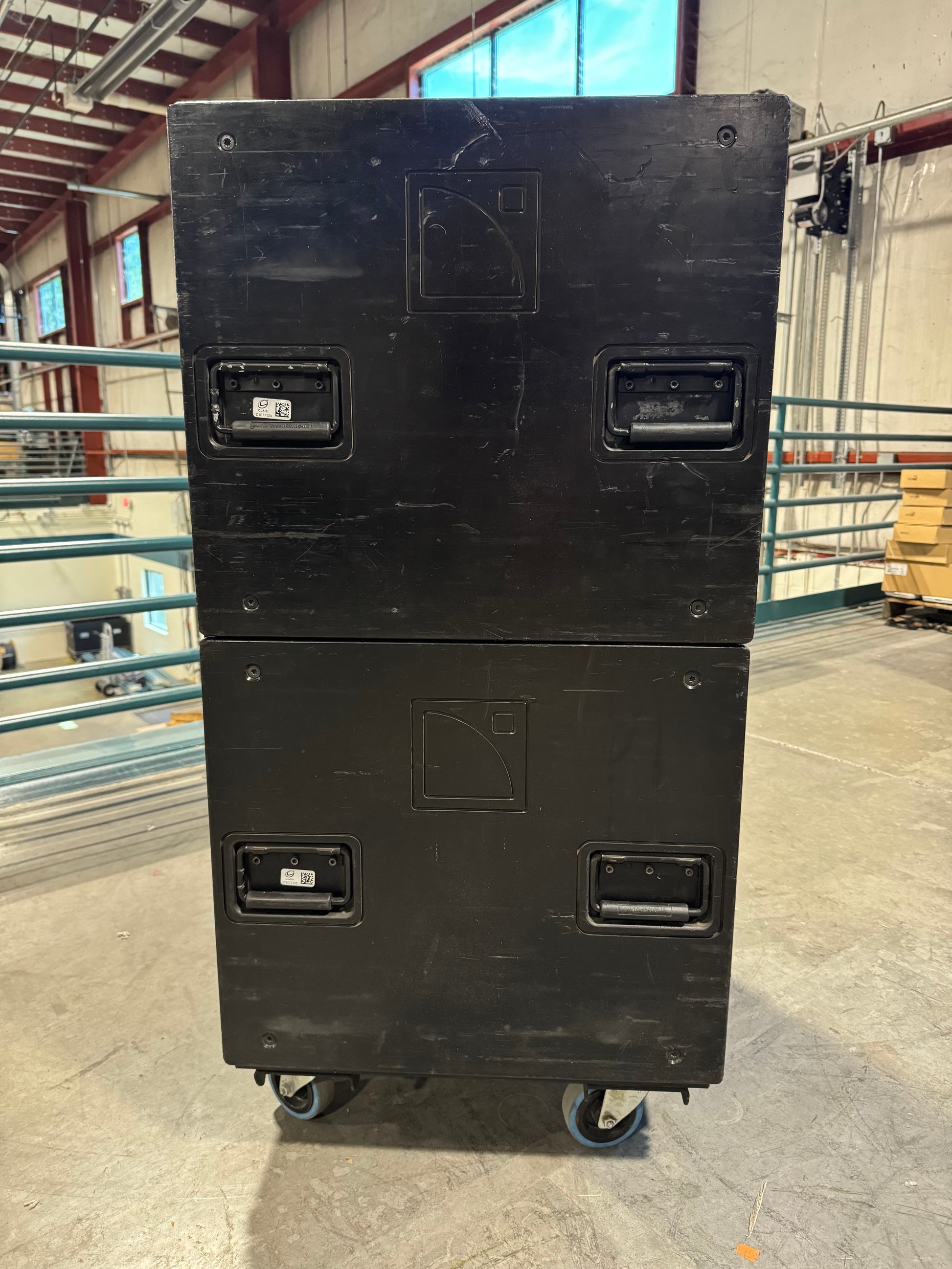L-Acoustics LA-RAK I Touring Amplifier Rack, L-Acoustics Amp Rack, LA-8 Amplifier Rack, L-Acoustics LA-8 Amp Rack, Amplifier Rack, LA-RAK. We Sell Professional Audio Equipment. Audio Systems, Amplifiers, Consoles, Mixers, Electronics, Entertainment, Live Sound.
