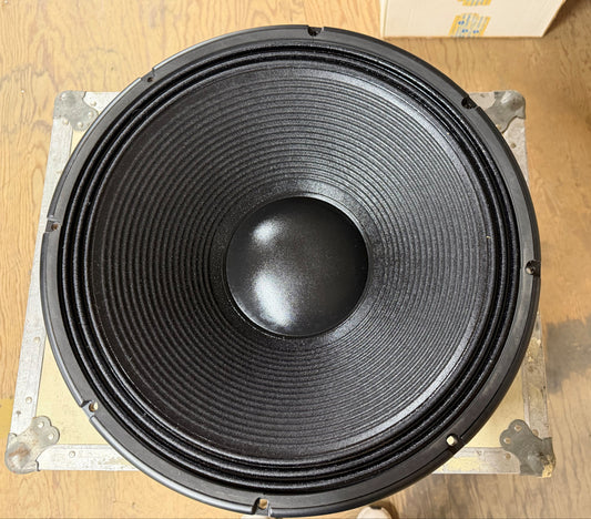 RCF LF18N401 18” Woofer, RCF LF18N401, LF18N401 Speaker, RCF 18” Woofer, RCF 18” Woofer Driver. We Sell Professional Audio Equipment. Audio Systems, Amplifiers, Consoles, Mixers, Electronics, Entertainment, Live Sound.
