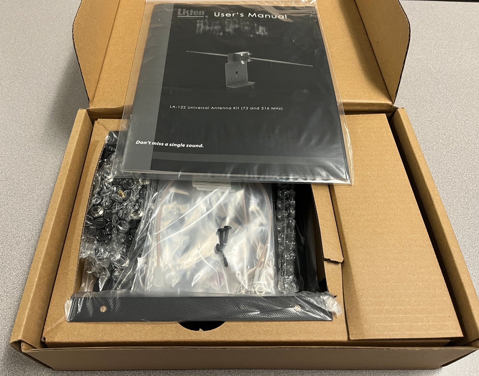 Listen Technologies LA-122, Listen Technologies Universal Antenna Kit, Listen Technologies LA-122 Universal Antenna Kit, We Sell Professional Audio Equipment. Audio Systems, Amplifiers, Consoles, Mixers, Electronics, Entertainment, Live Sound