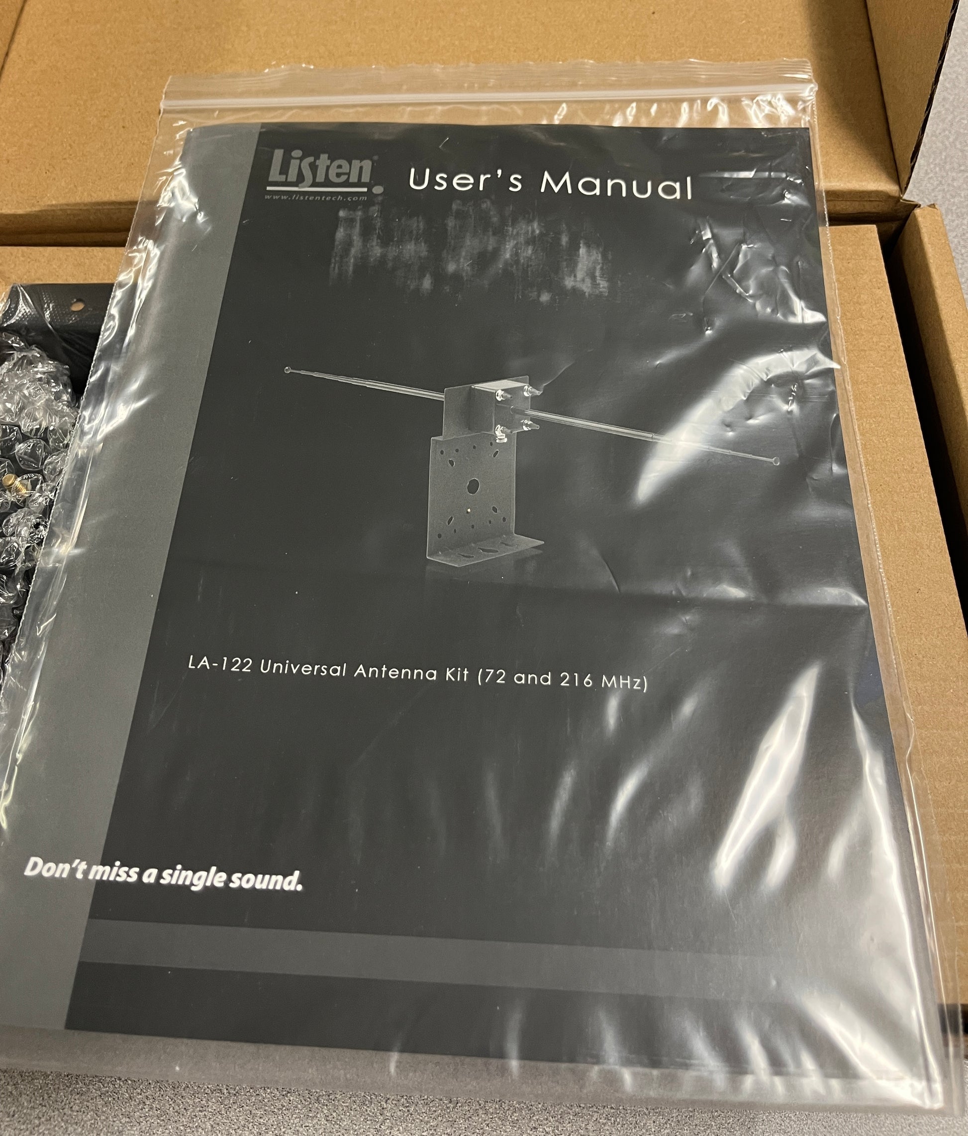 Listen Technologies LA-122, Listen Technologies Universal Antenna Kit, Listen Technologies LA-122 Universal Antenna Kit, We Sell Professional Audio Equipment. Audio Systems, Amplifiers, Consoles, Mixers, Electronics, Entertainment, Live Sound