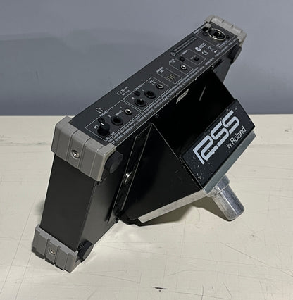 Roland M-48 Live Personal Mixer, Roland M-48, Roland Personal Mixer, M48 Mixer, Roland M48 Personal Mixer Lot, Personal Mixer Lot. We Sell Professional Audio Equipment. Audio Systems, Amplifiers, Consoles, Mixers, Electronics, Entertainment, Live Sound.
