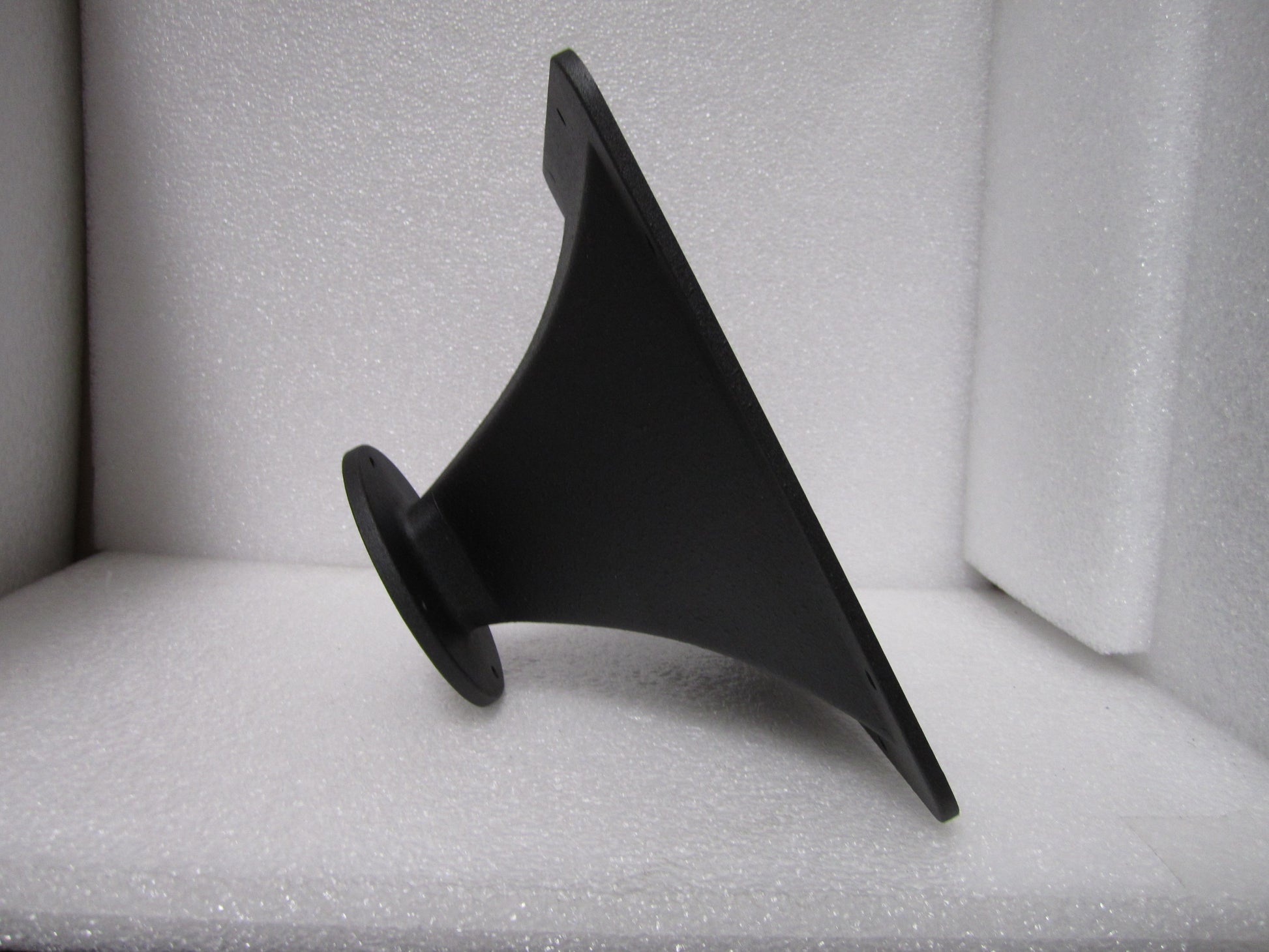 B&C ME90 1.4" Constant Directivity Horn, B&C ME90, B&C ME90 Horn, B&C Speakers Directivity Horn, B&C Speakers ME90. We Sell Professional Audio Equipment. Audio Systems, Amplifiers, Consoles, Mixers, Electronics, Entertainment, Live Sound.