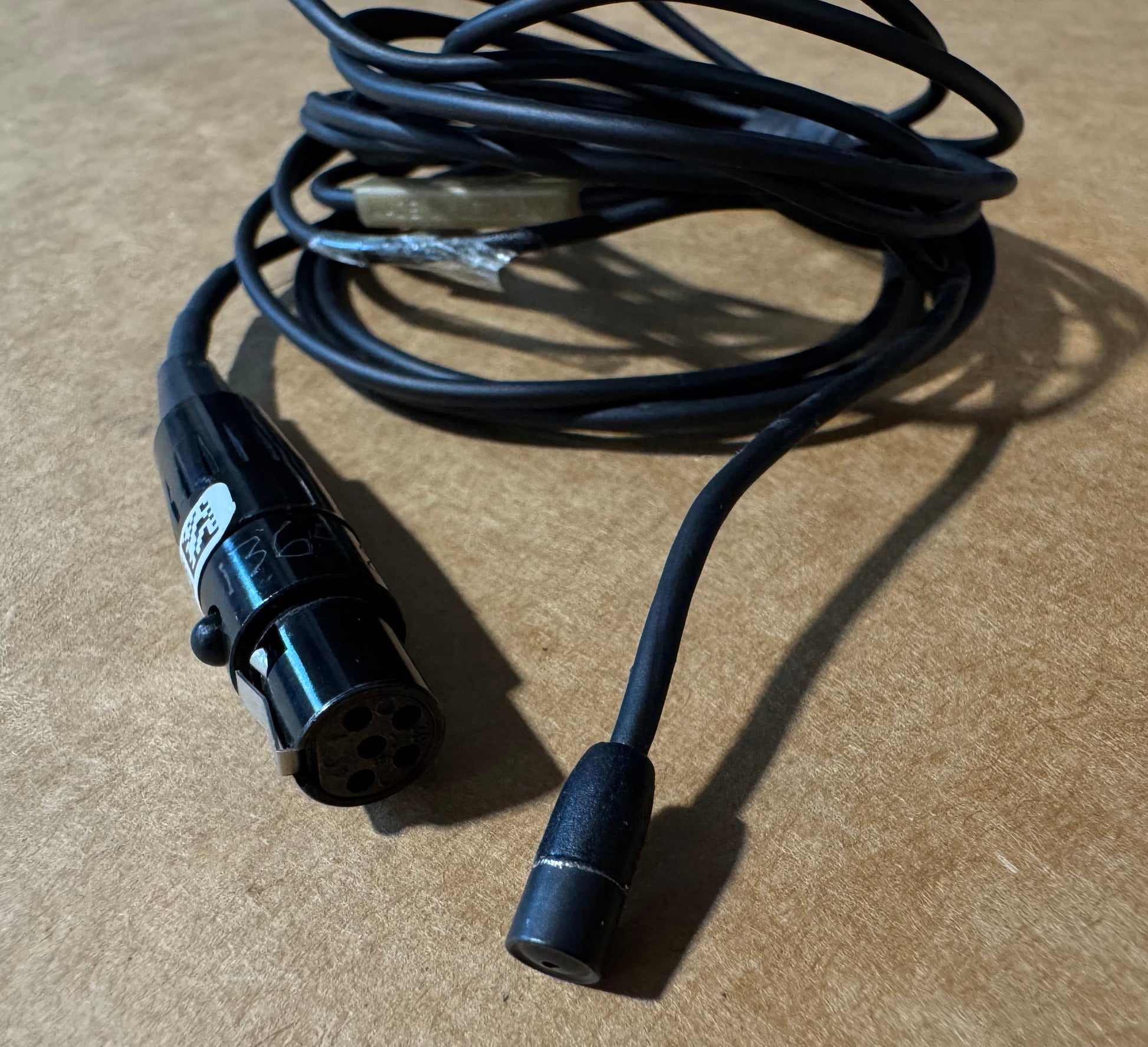 Sennheiser MKE 2-60 GOLD Lavalier Microphone, Sennheiser Subminiature Omni Lavalier Microphone, Subminiature MKE 2-60 TA5F Lav Mic, Sennheiser Subminiature Lavalier Mic. We Sell Professional Audio Equipment. Audio Systems, Amplifiers, Consoles, Mixers, Electronics, Entertainment, Live Sound.