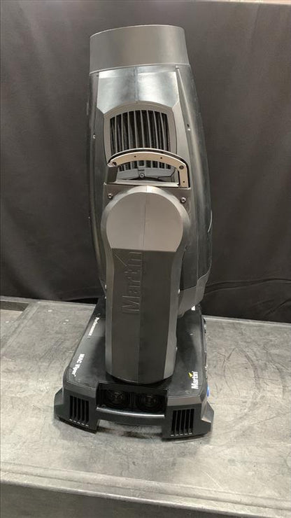 Martin MAC Viper Performance Moving Head Light, Martin MAC Viper, Martin Viper Moving Head Light, Martin MAC Moving Head Light, Martin Viper. We Sell Professional Lighting Equipment. Lighting Systems, Fixtures, Consoles, Dimmers, Control Systems, Electronics, Entertainment, Live Lighting.