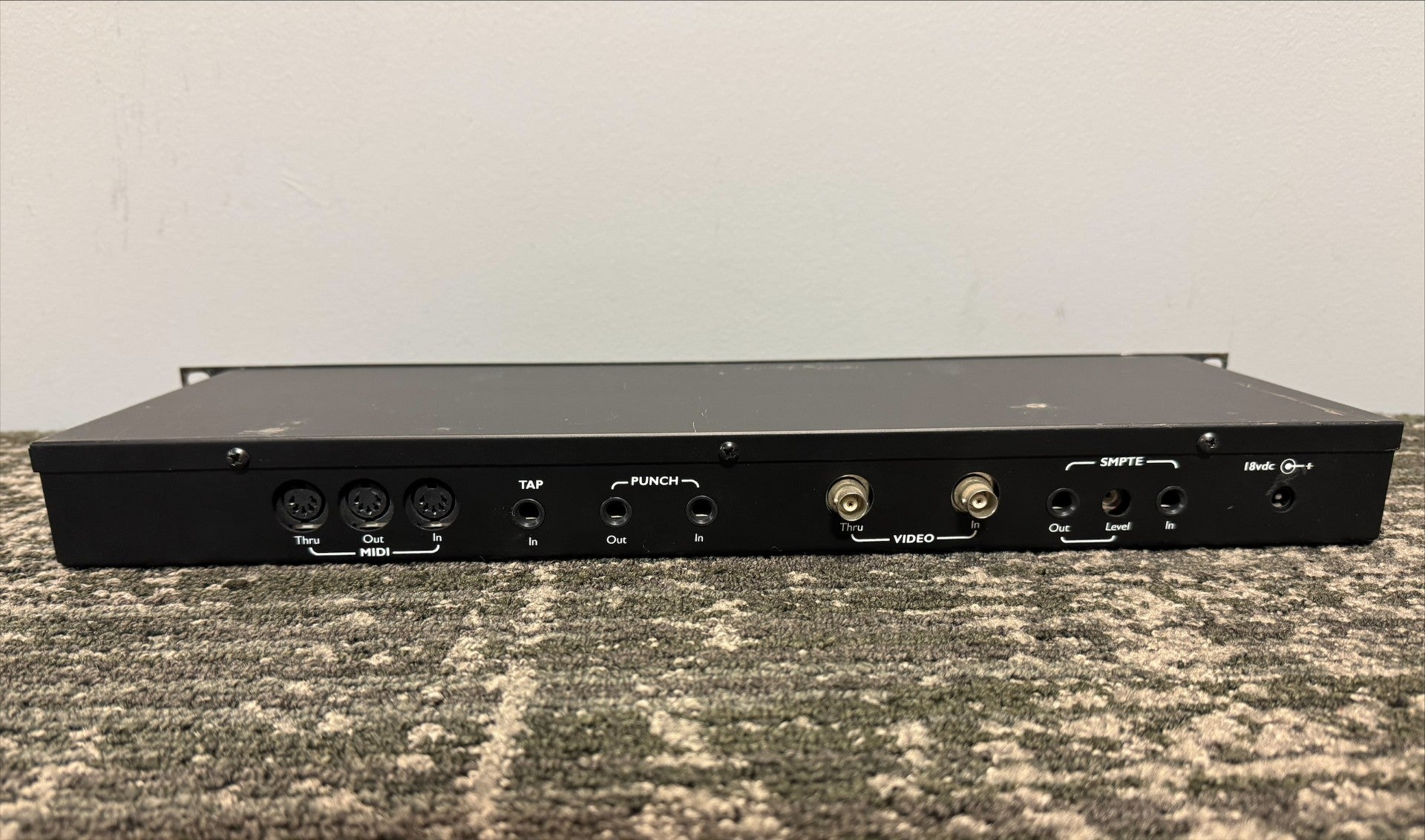 Midiman Syncman Pro, Midiman Synchronization Box, Midiman TImecode Converter, Midiman Universal Synchronization Box, Syncman Pro Time Converter. We Sell Professional Audio Equipment. Audio Systems, Amplifiers, Consoles, Mixers, Electronics, Entertainment, Live Sound