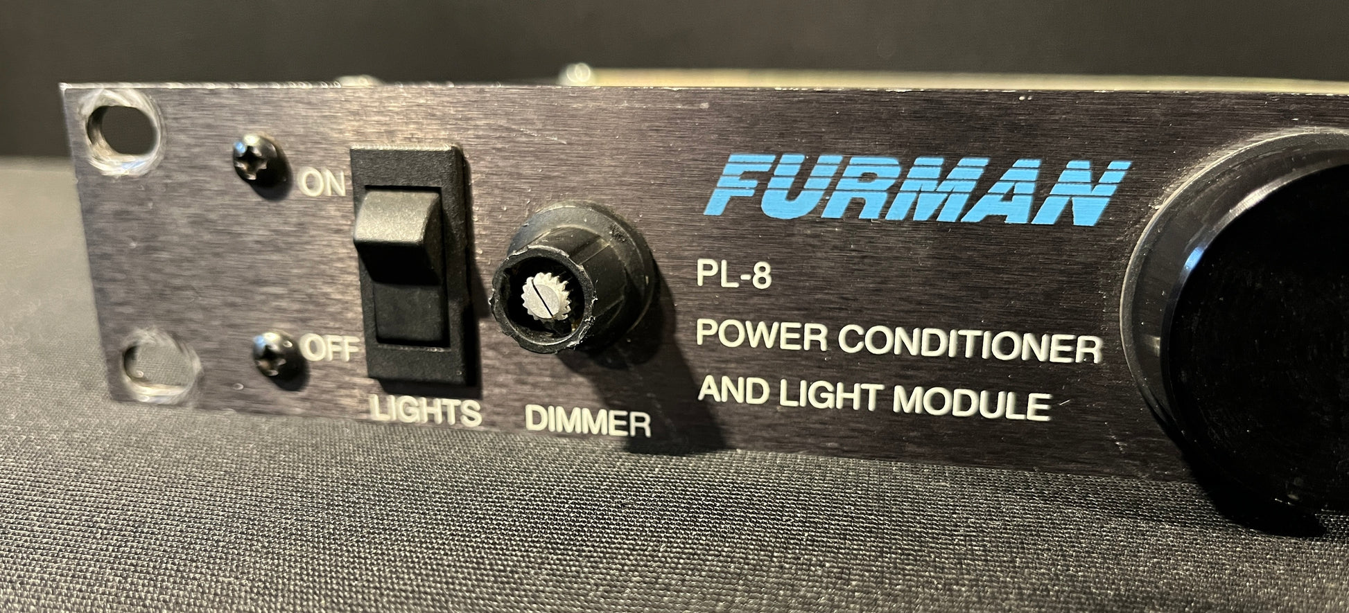 Furman PL-8 Power Conditioner and Light Module, Furman PL-8 Power Conditioner, Furman PL-8, PL8 Power Conditioner, Furman Light Module. We Sell Professional Audio Equipment. Audio Systems, Amplifiers, Consoles, Mixers, Electronics, Entertainment, Live Sound.