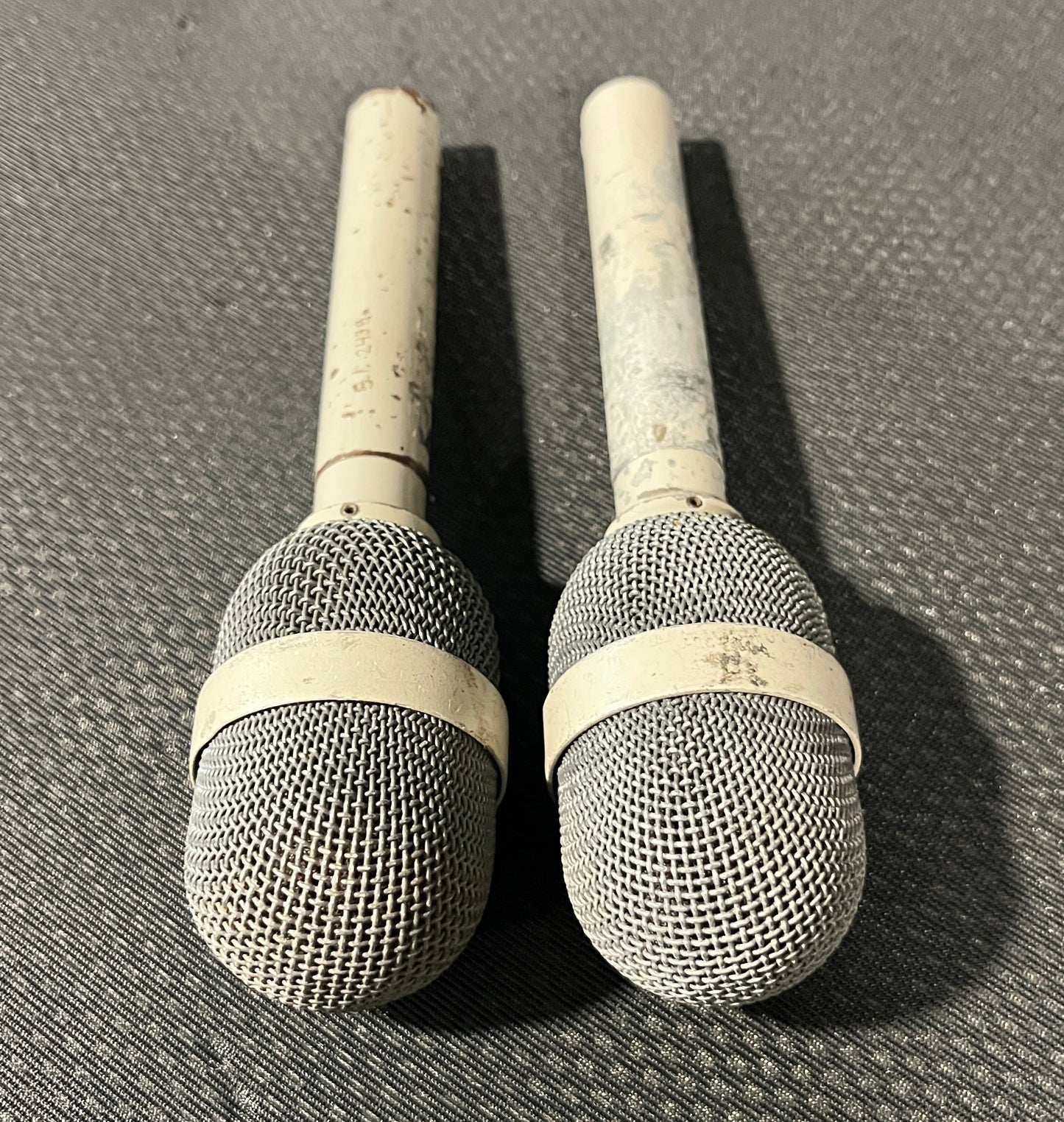 Electro-Voice PL-95A, Electro-Voice PL-95A Lot, PL-95A Dynamic Cardioid Microphone, Vintage Electro-Voice Microphone, EV Microphone Lot. We Sell Professional Audio Equipment. Audio Systems, Amplifiers, Consoles, Mixers, Electronics, Entertainment, Live Sound.