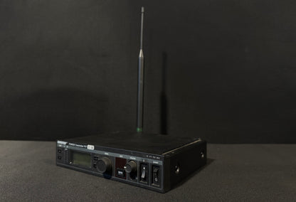 Shure PSM900 G6 P9RA+ Package Side 2